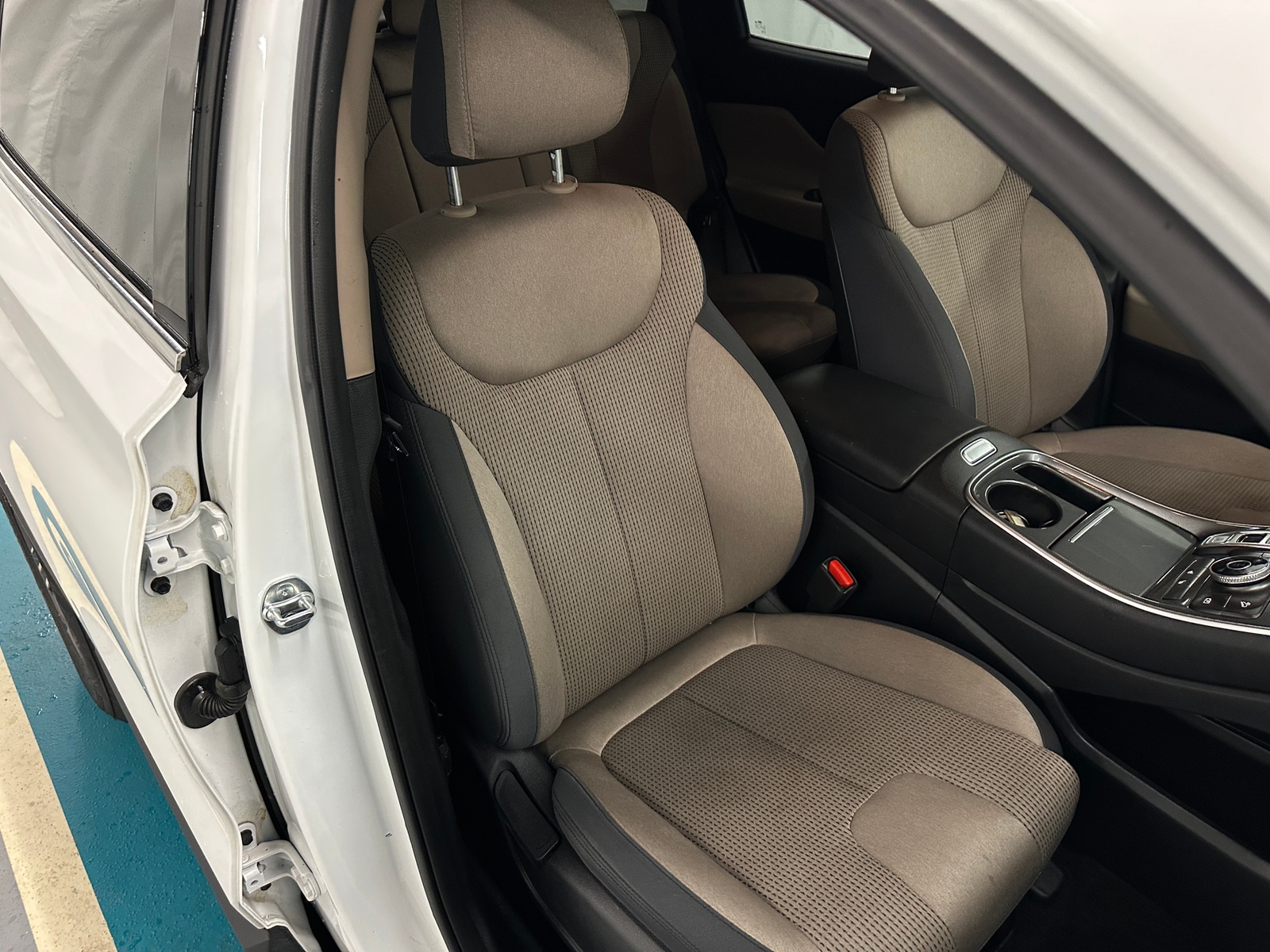 Thumbnail: 2023 Hyundai Santa Fe - 2