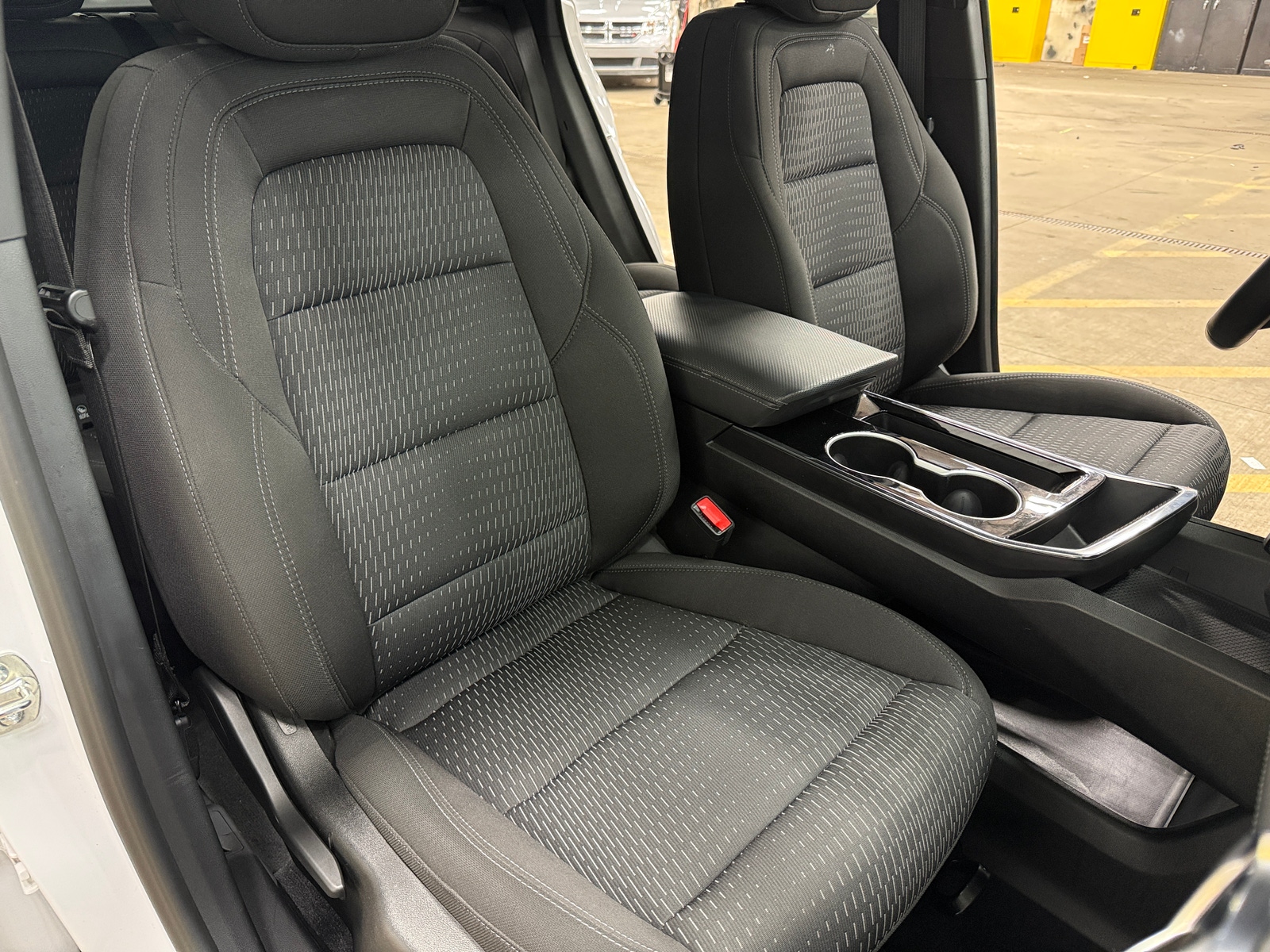 Thumbnail: 2025 Chevrolet Equinox - 2