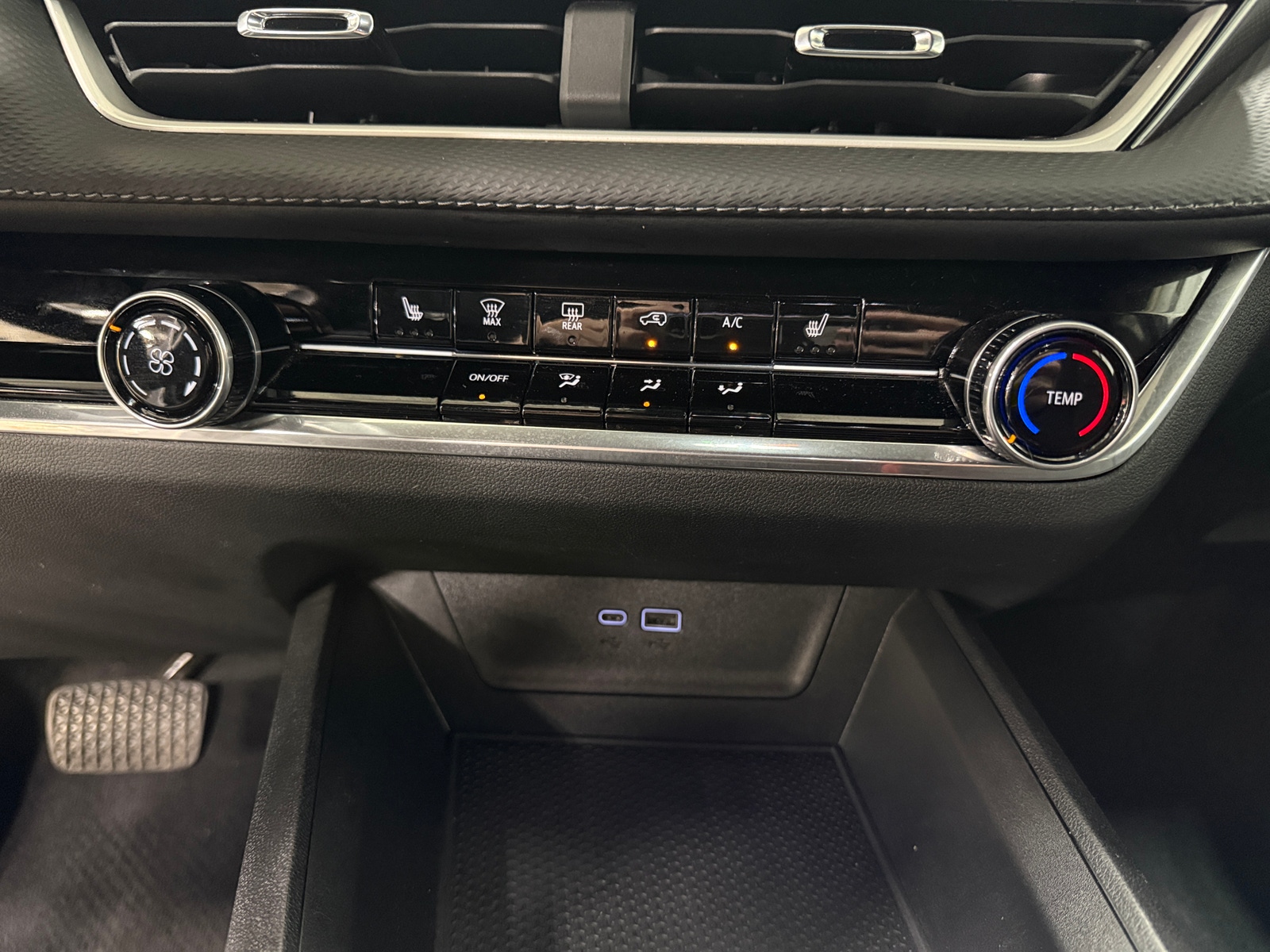 Thumbnail: 2025 Chevrolet Equinox - 4