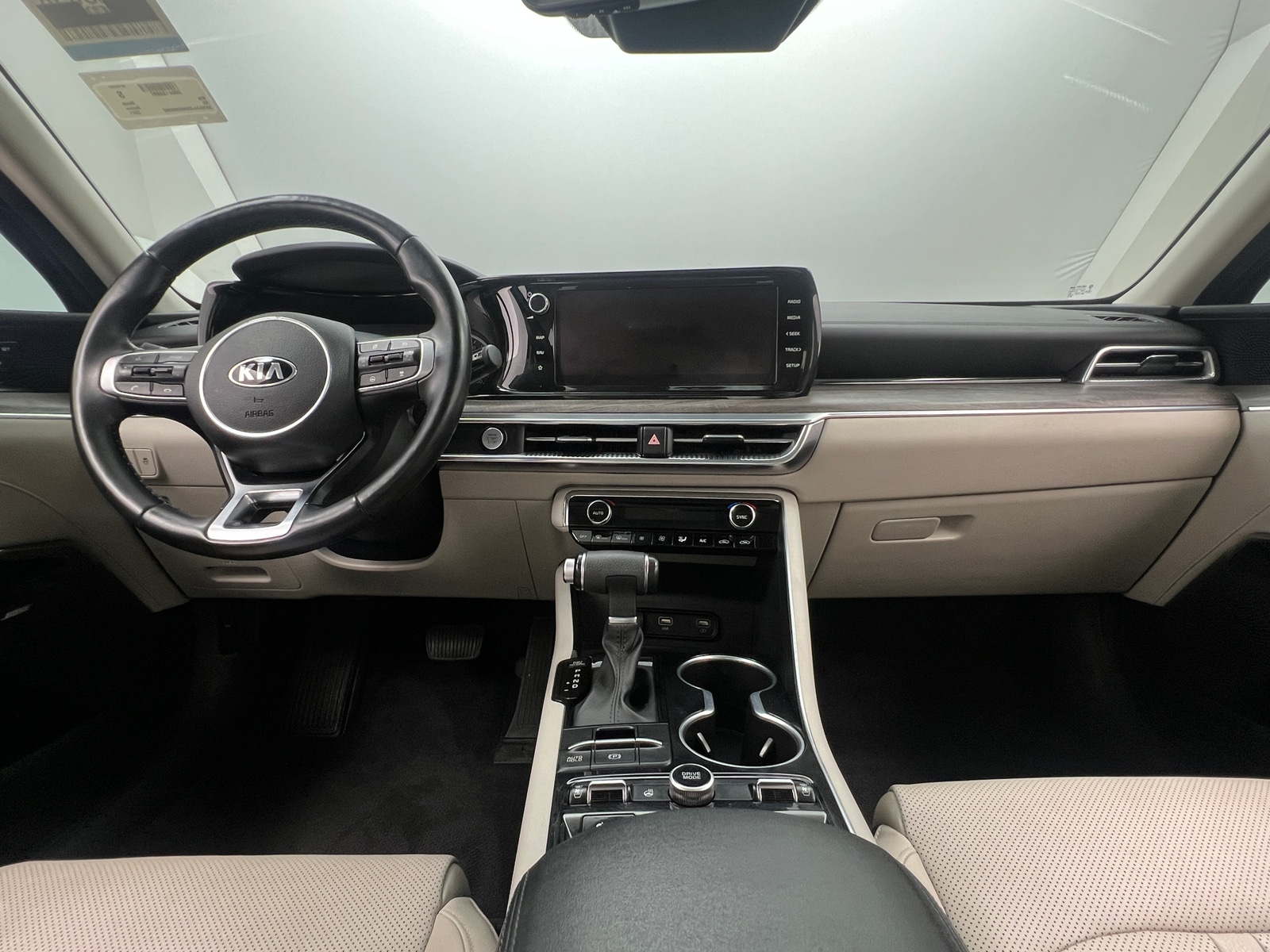 Thumbnail: 2021 Kia K5 - 2