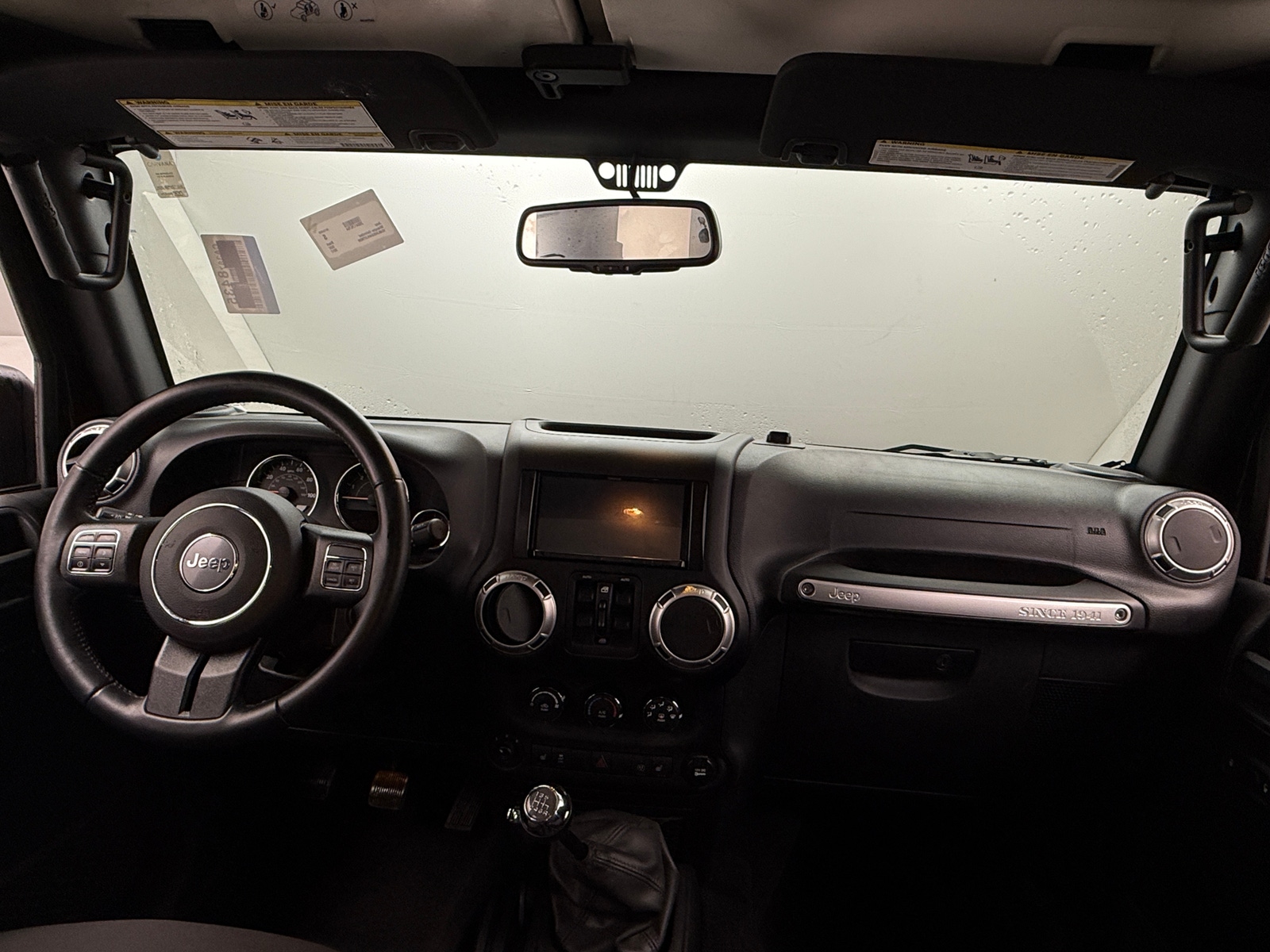 Thumbnail: 2017 Jeep Wrangler - 3