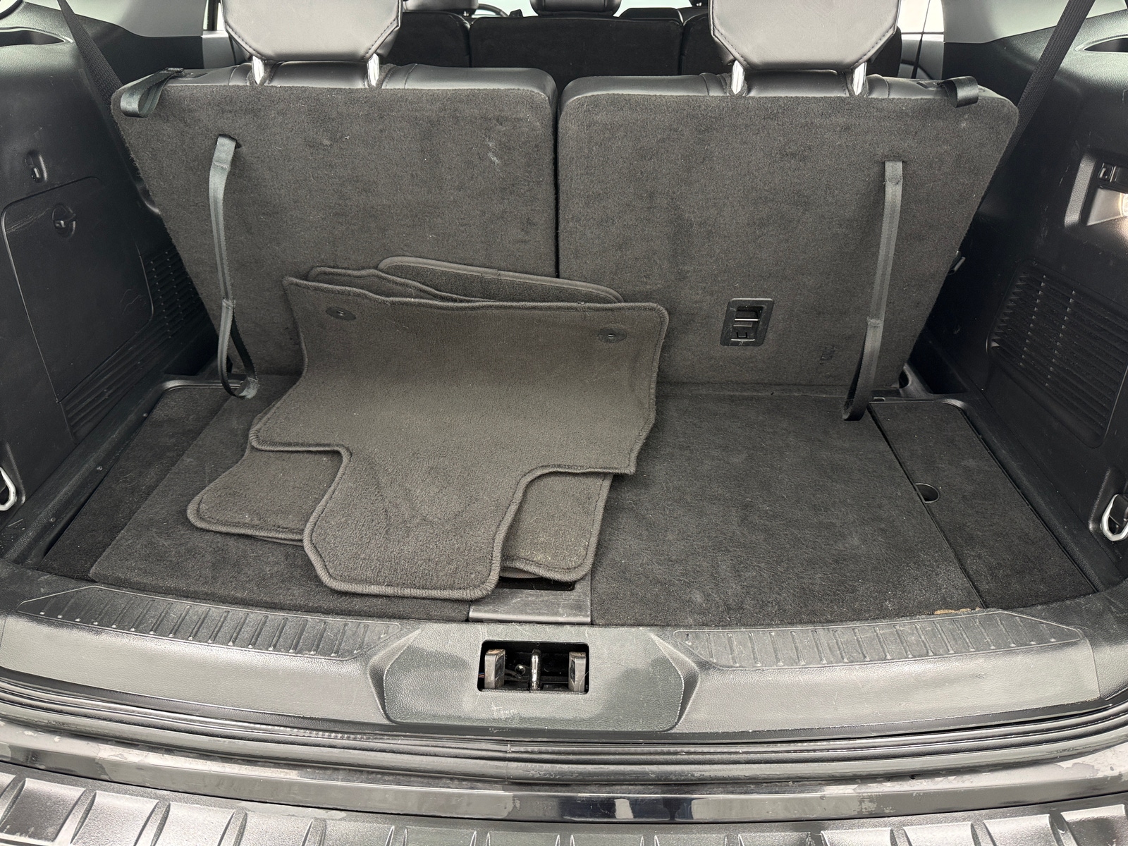 Thumbnail: 2024 Ford Explorer - 7