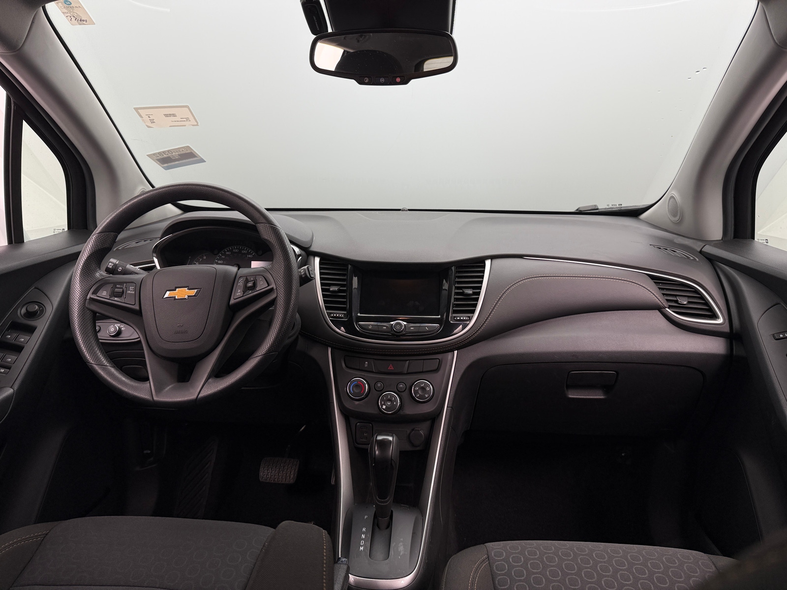 Thumbnail: 2020 Chevrolet Trax - 3