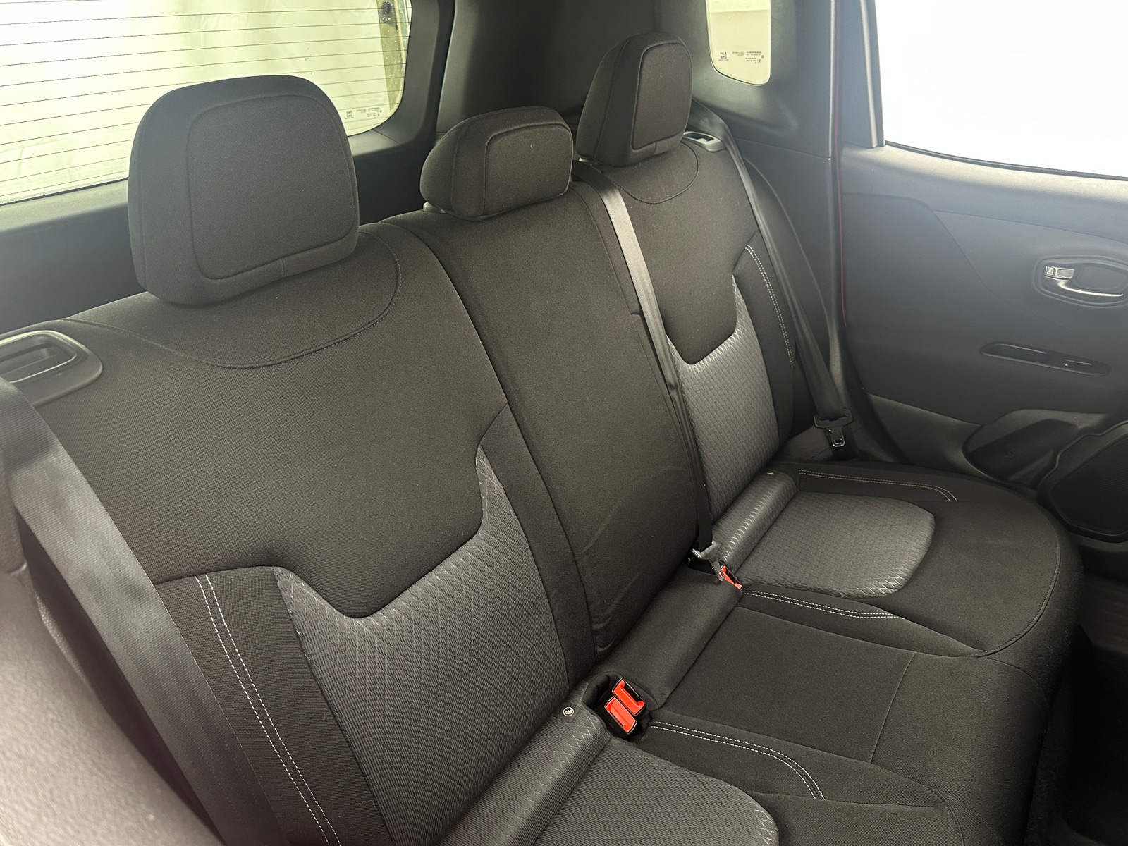 Thumbnail: 2021 Jeep Renegade - 6