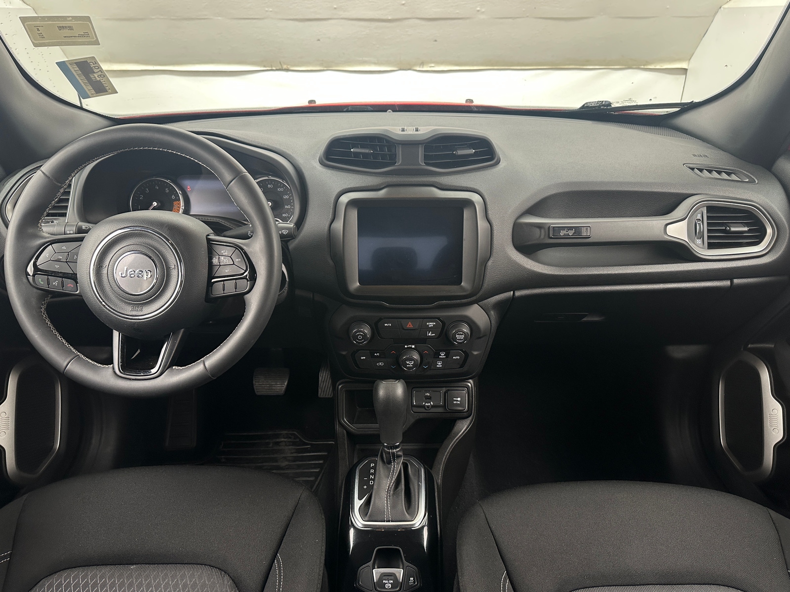 Thumbnail: 2021 Jeep Renegade - 3