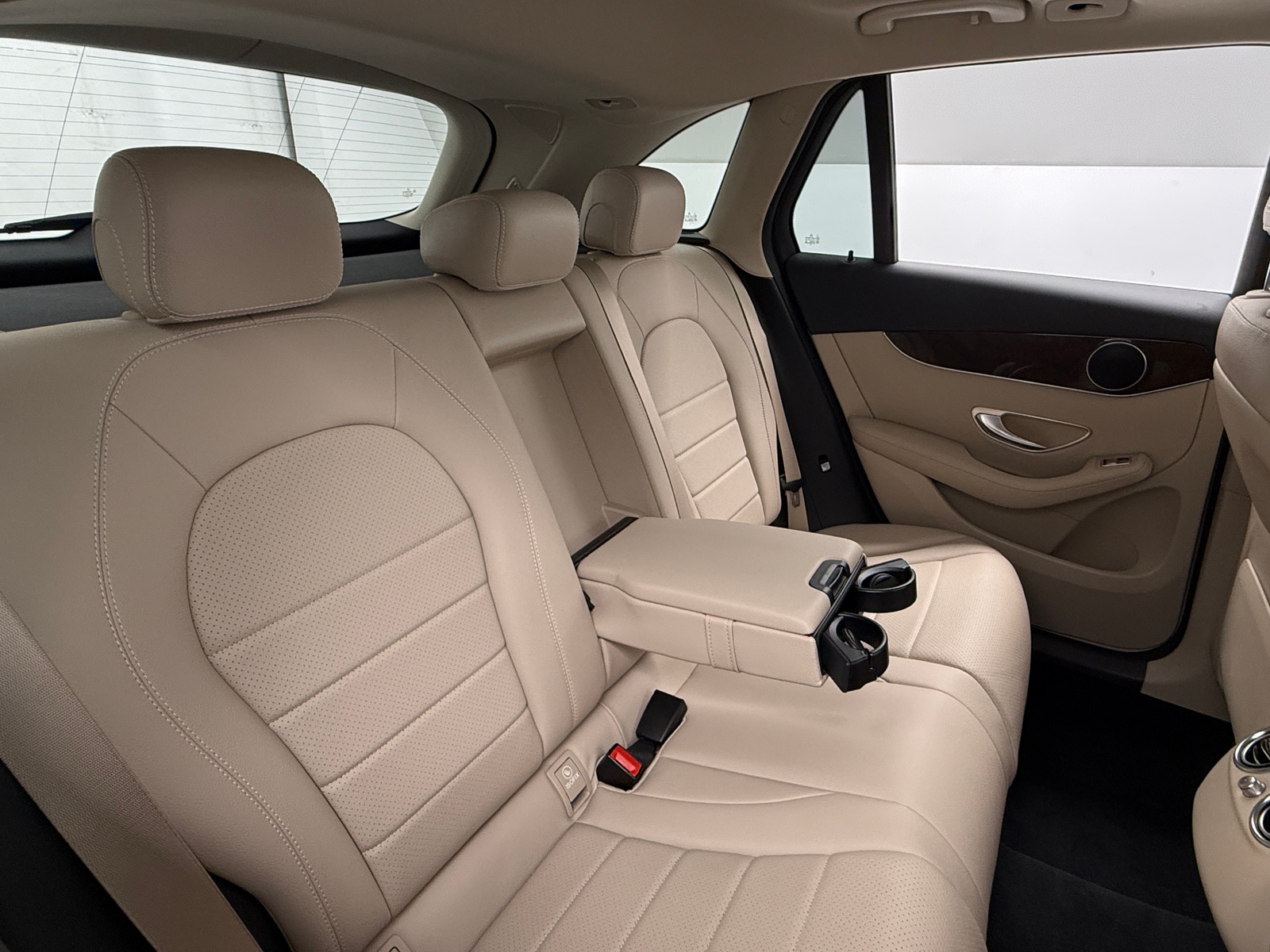 Thumbnail: 2016 Mercedes-Benz GLC - 5