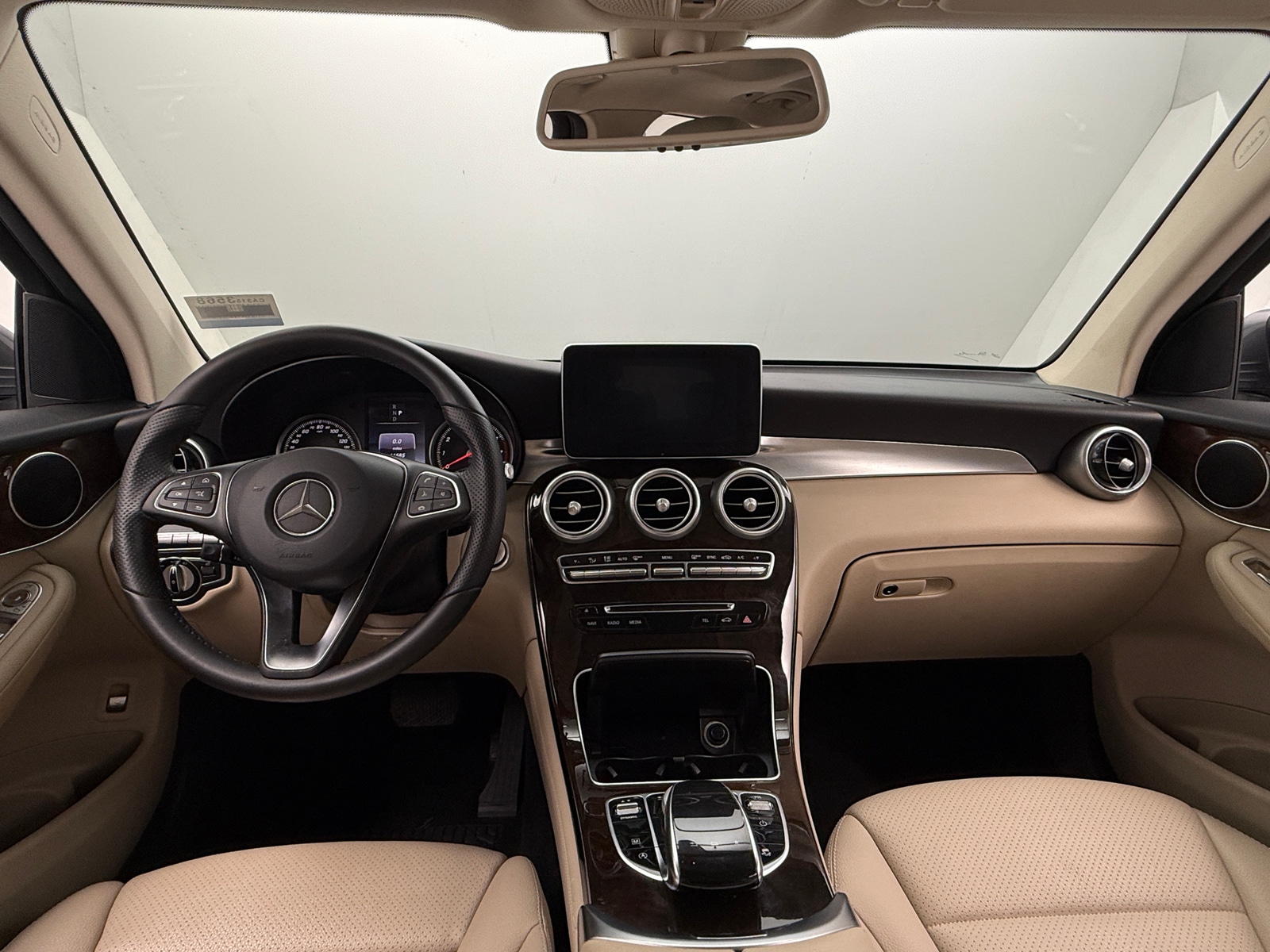 Thumbnail: 2016 Mercedes-Benz GLC - 2