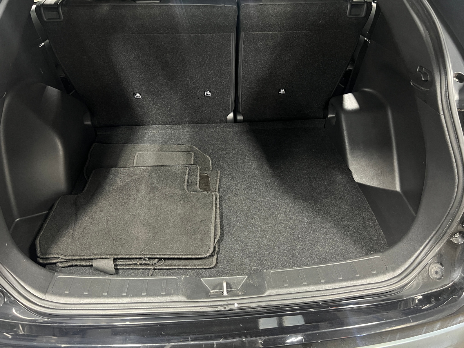 Thumbnail: 2024 Mitsubishi Eclipse Cross - 7