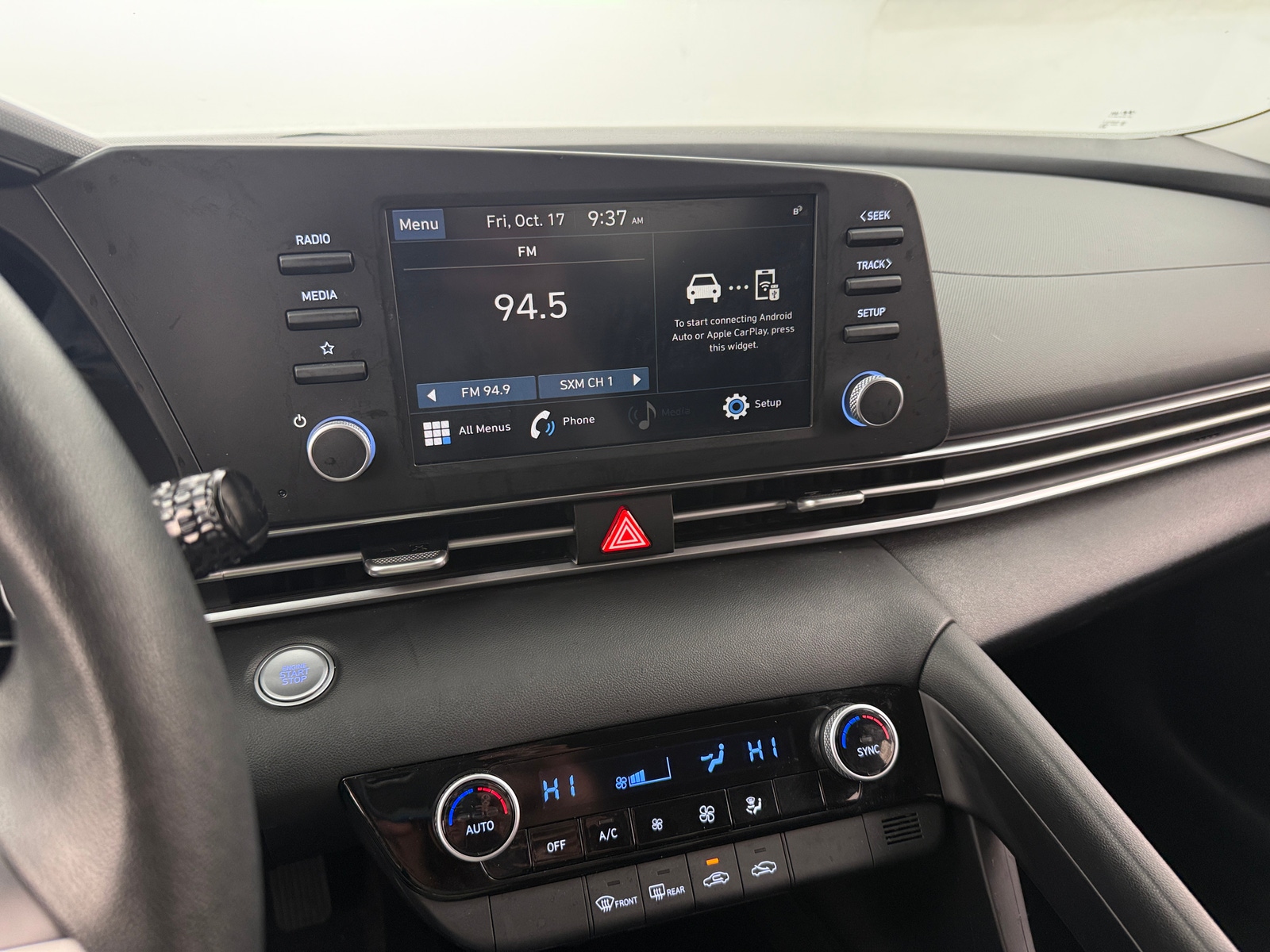 Thumbnail: 2023 Hyundai Elantra - 4