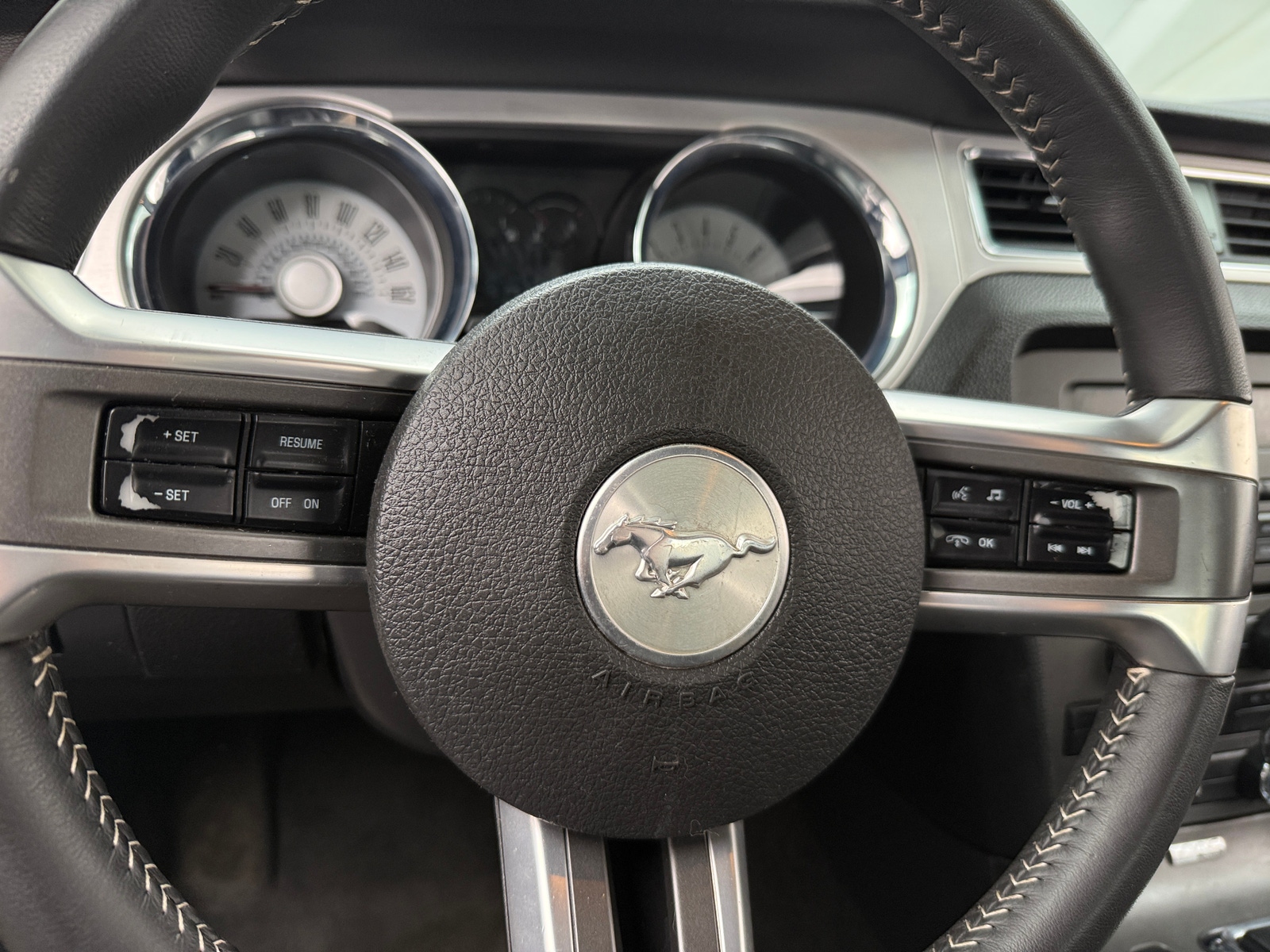 Thumbnail: 2012 Ford Mustang - 4