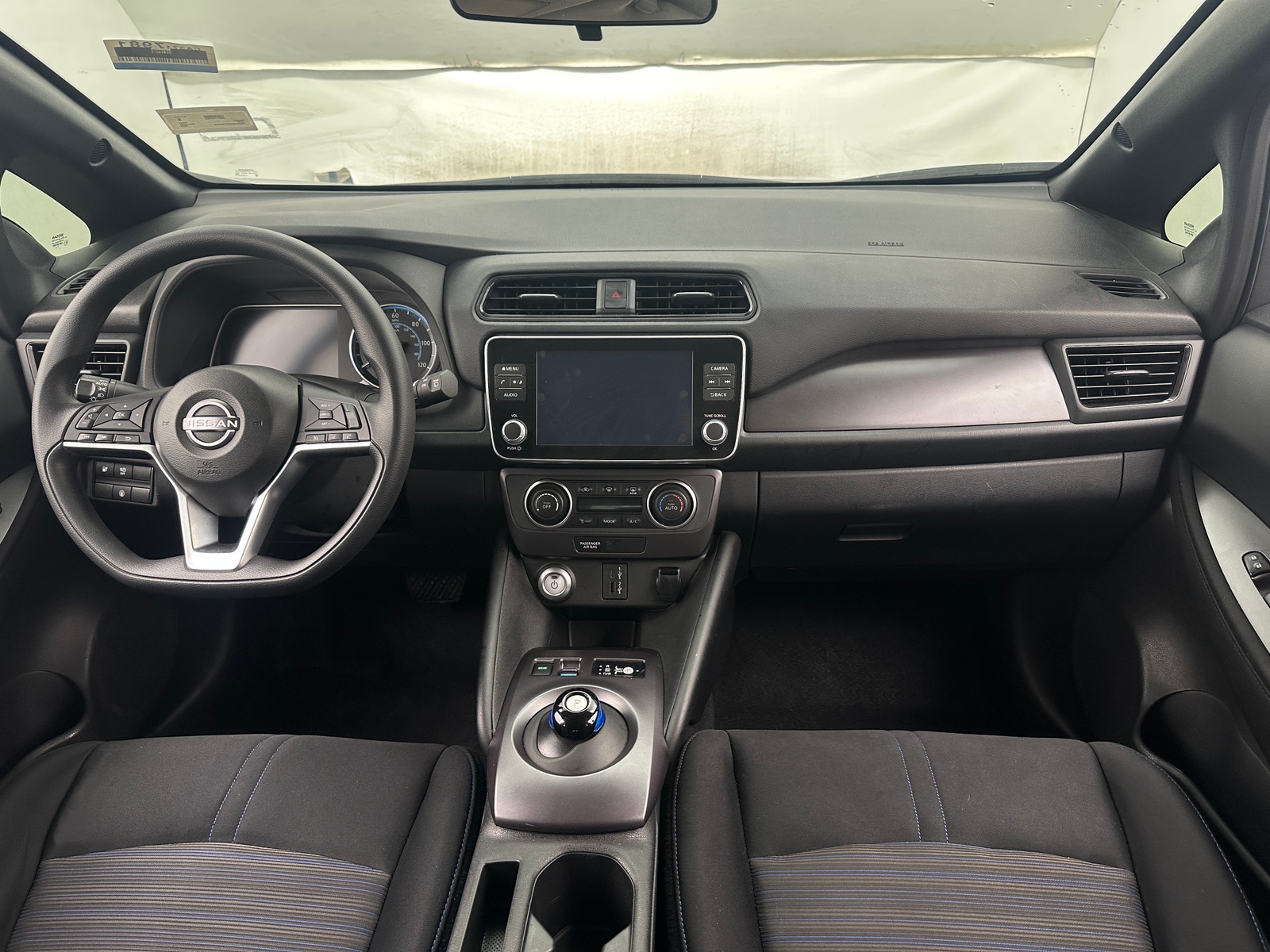 Thumbnail: 2023 Nissan Leaf - 3