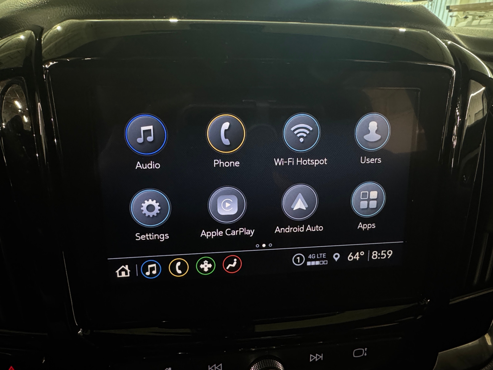 Thumbnail: 2023 Chevrolet Traverse - 4