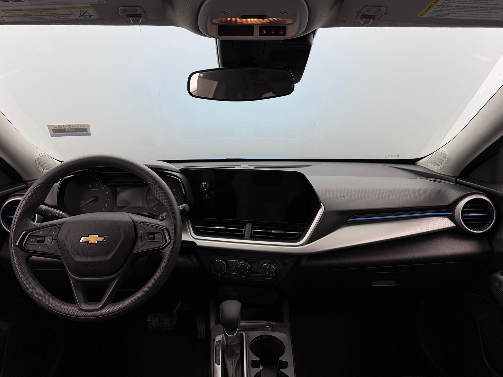 Thumbnail: 2025 Chevrolet Trax - 3