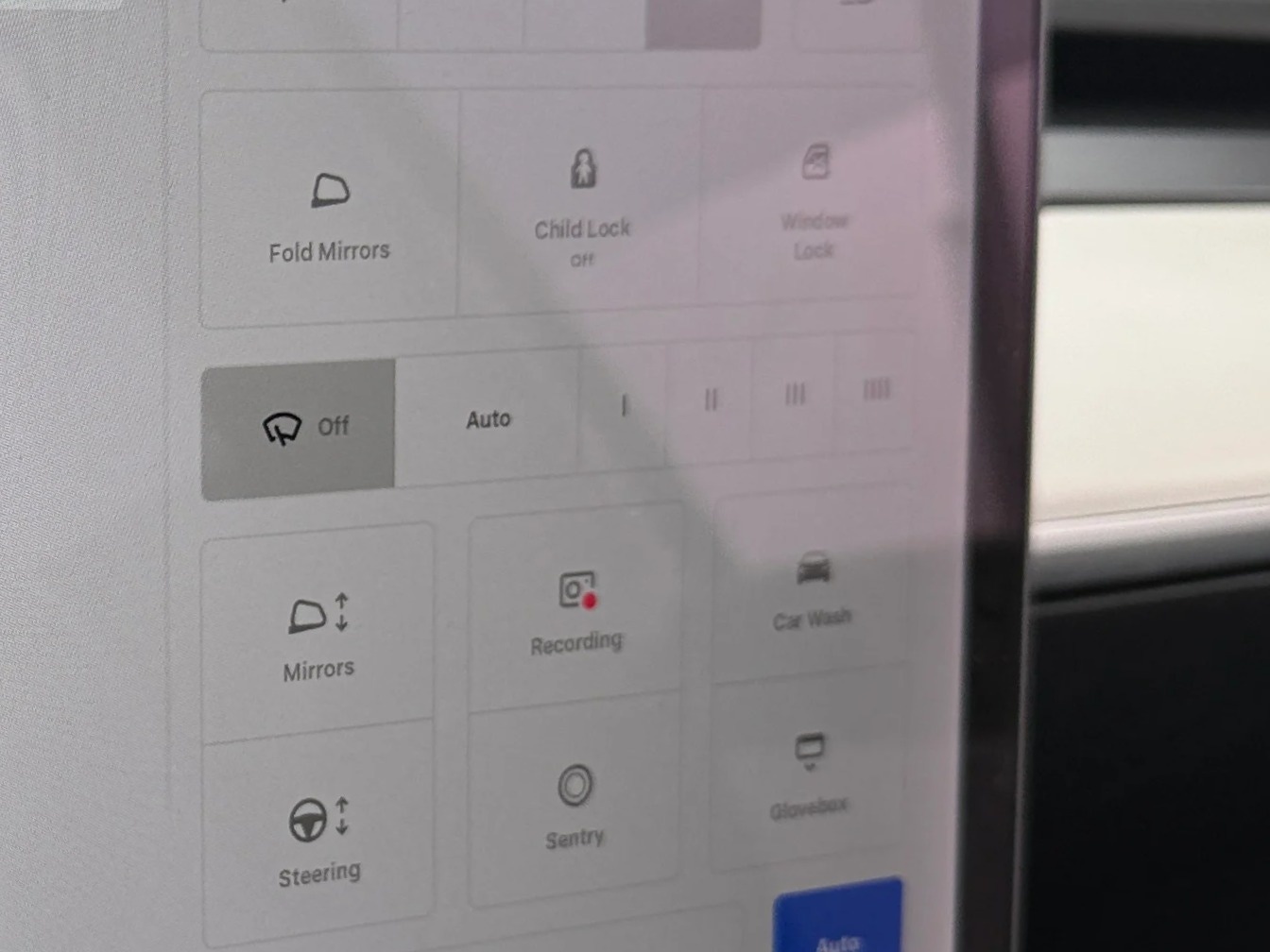 Thumbnail: 2022 Tesla Model Y - 3