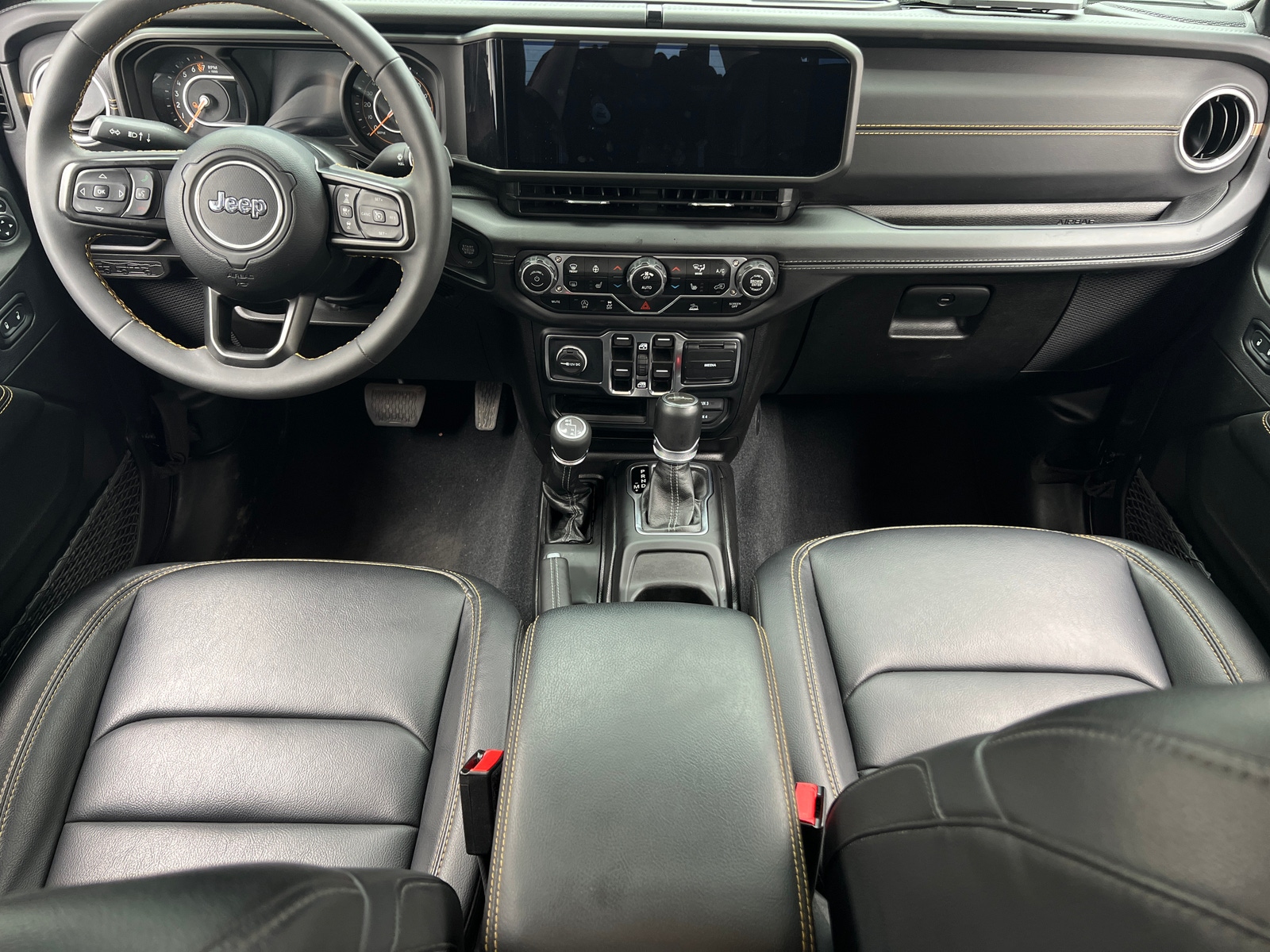 Thumbnail: 2024 Jeep Gladiator - 2