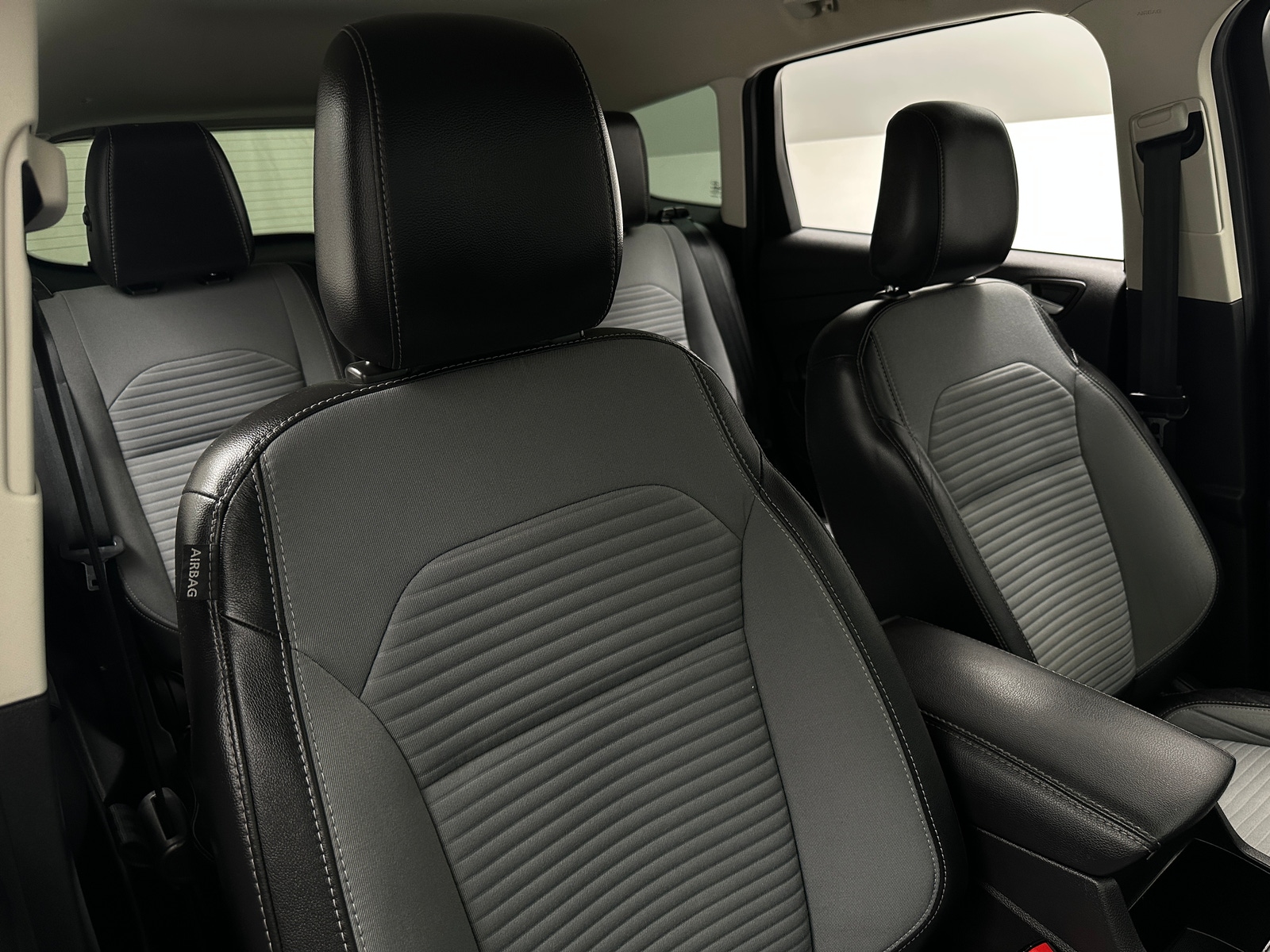Thumbnail: 2019 Ford Escape - 2