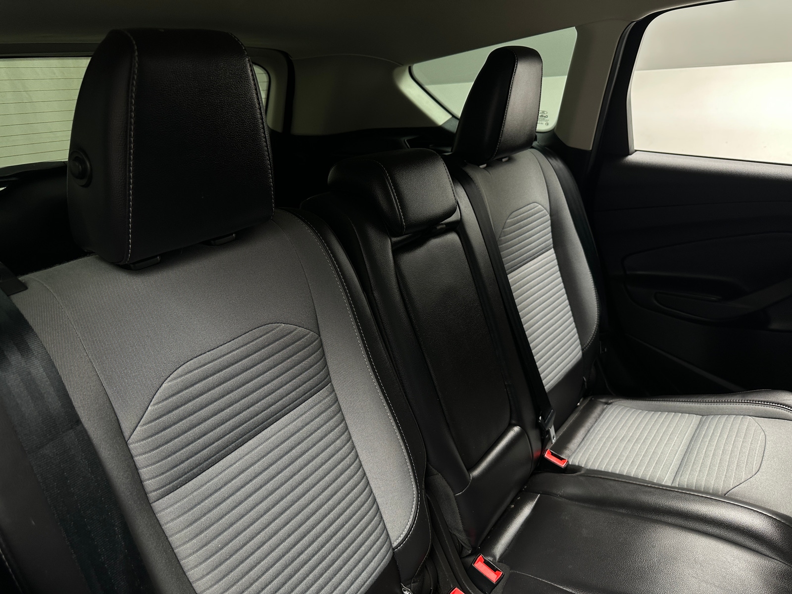 Thumbnail: 2019 Ford Escape - 6