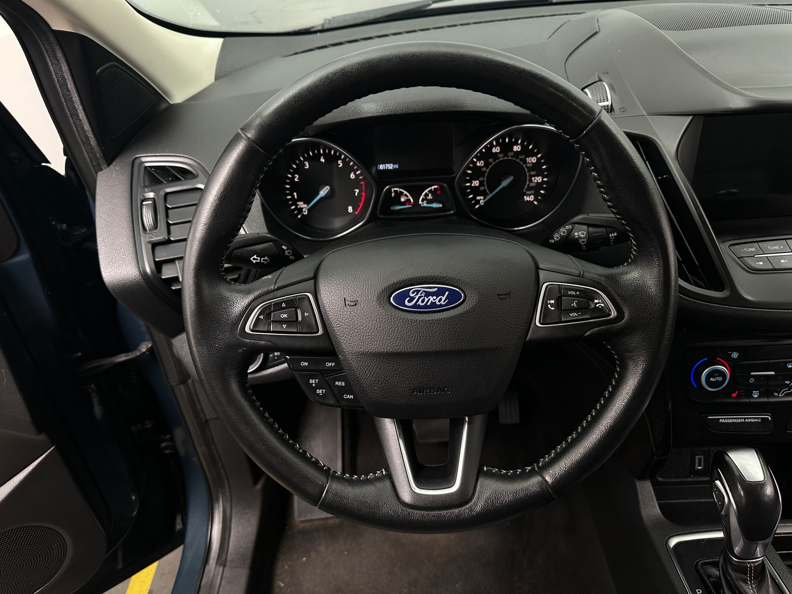 Thumbnail: 2019 Ford Escape - 5