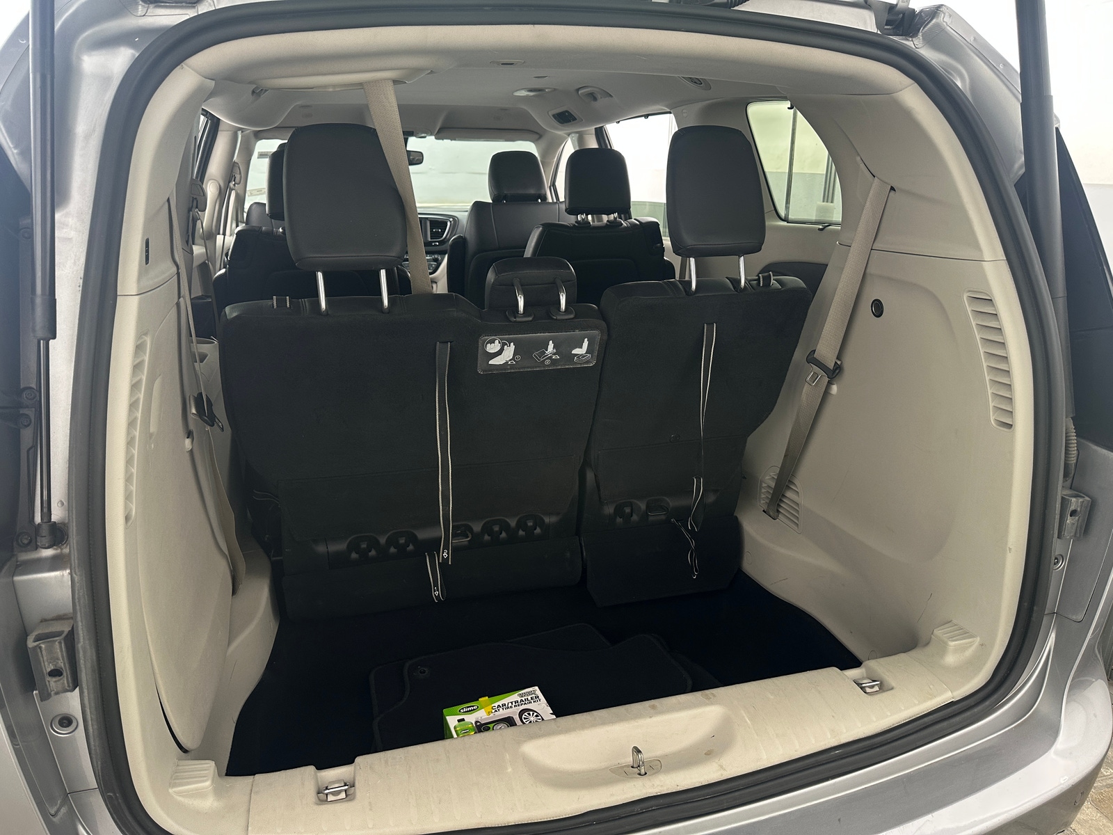 Thumbnail: 2020 Chrysler Pacifica - 6