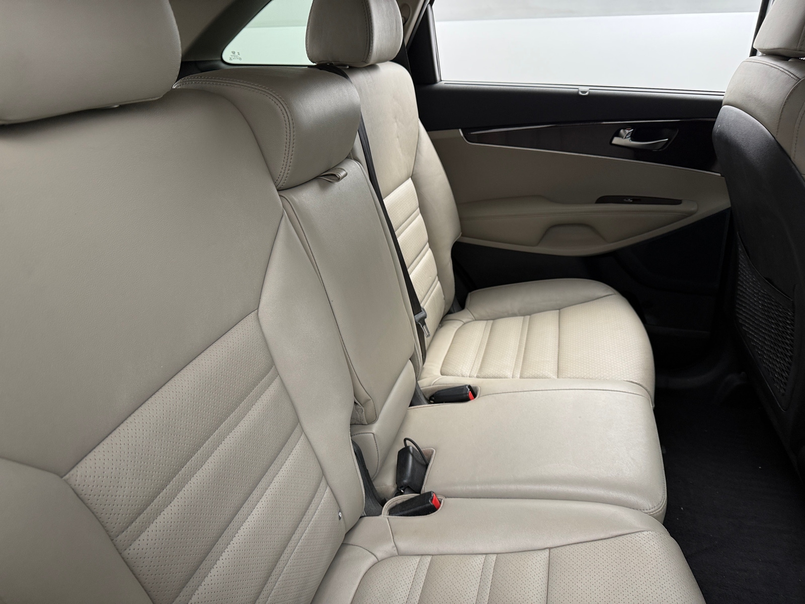 Thumbnail: 2018 Kia Sorento - 5