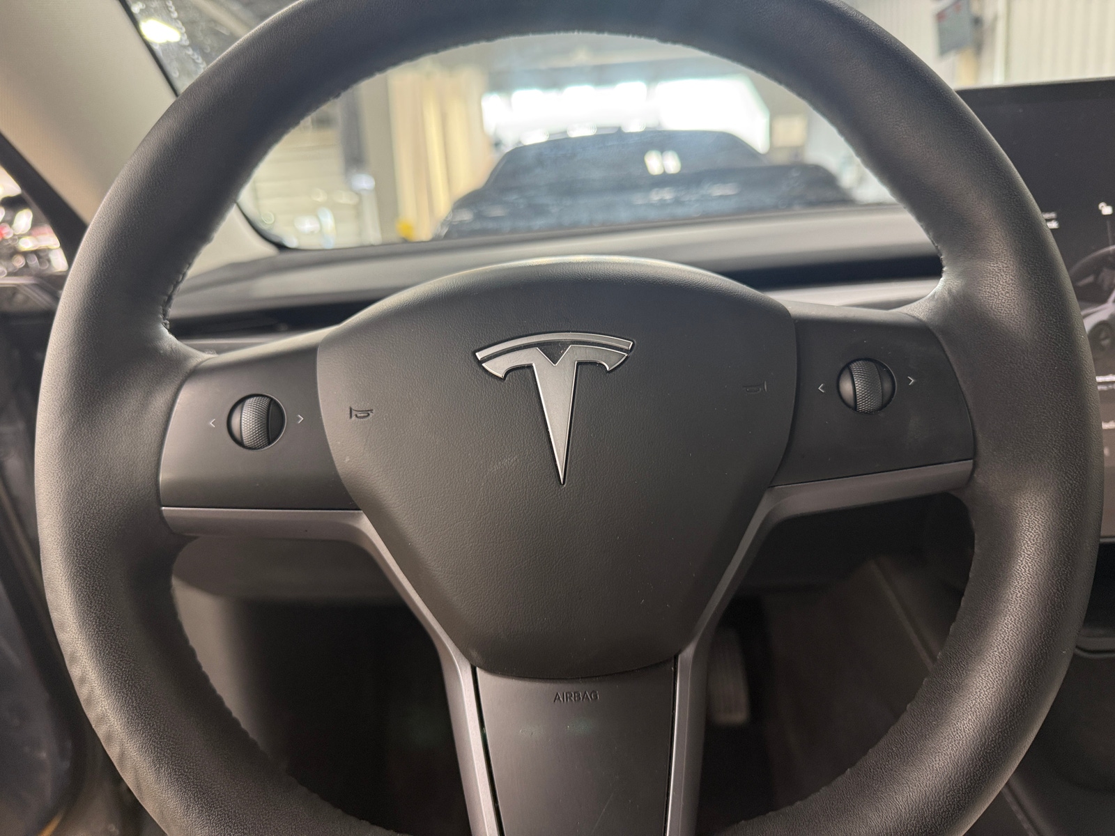 Thumbnail: 2023 Tesla Model 3 - 4