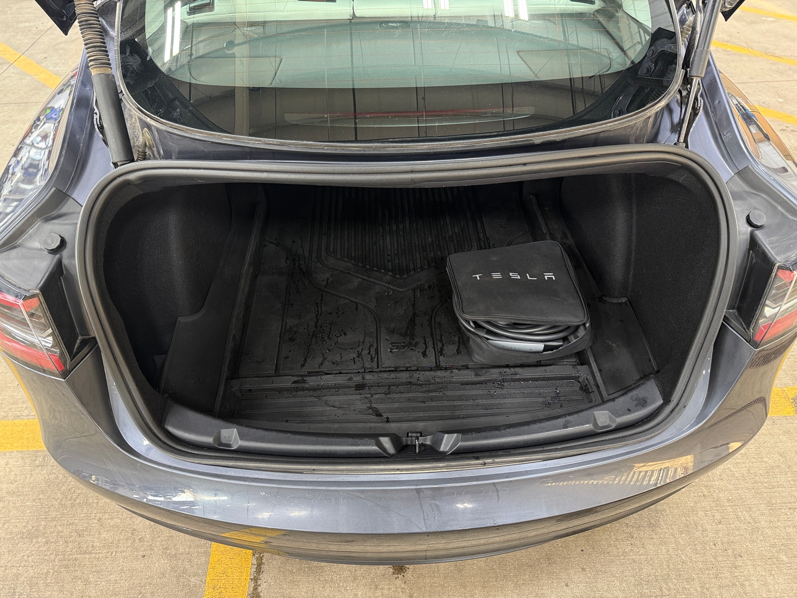 Thumbnail: 2023 Tesla Model 3 - 6