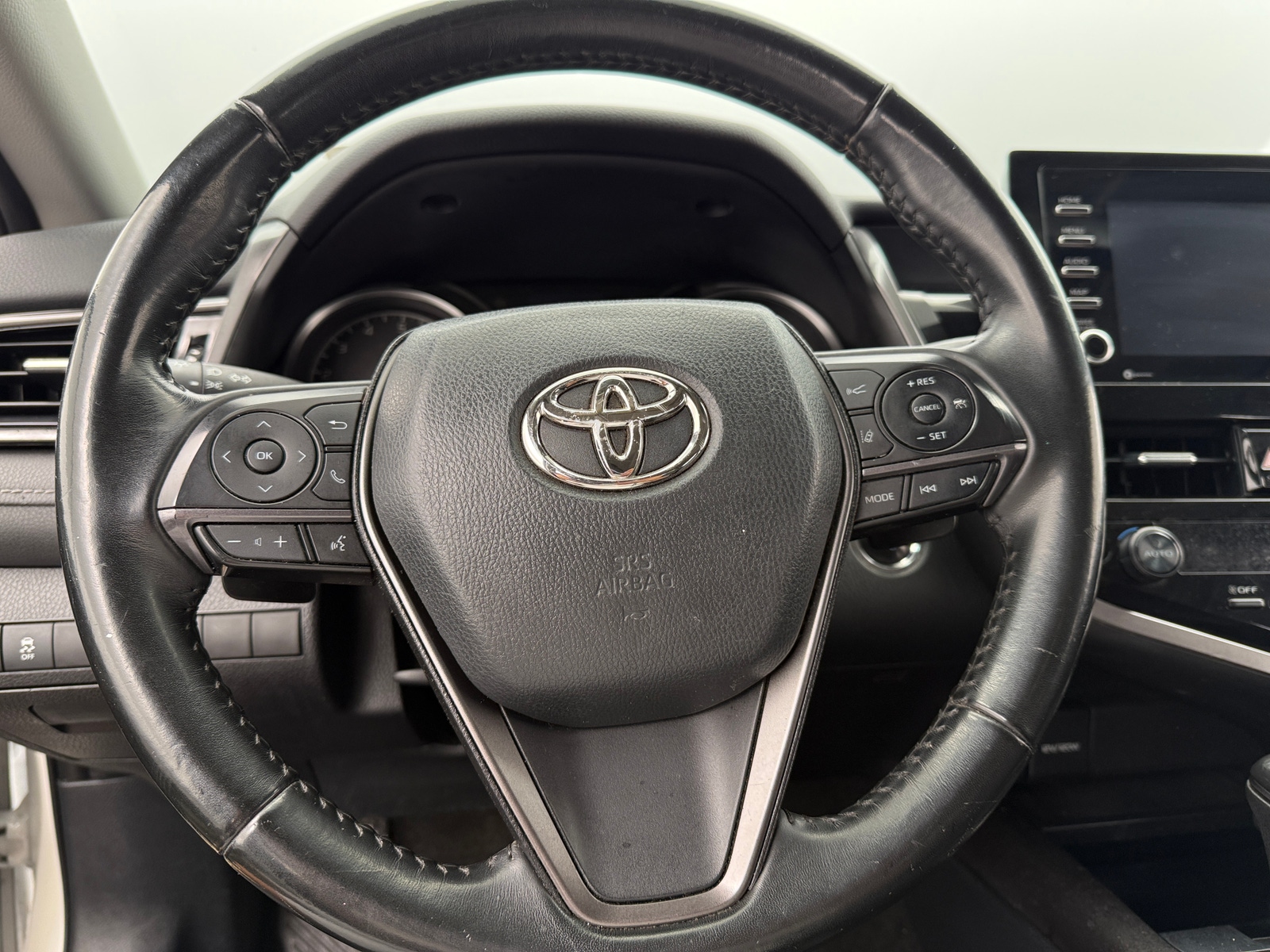 Thumbnail: 2022 Toyota Camry - 4