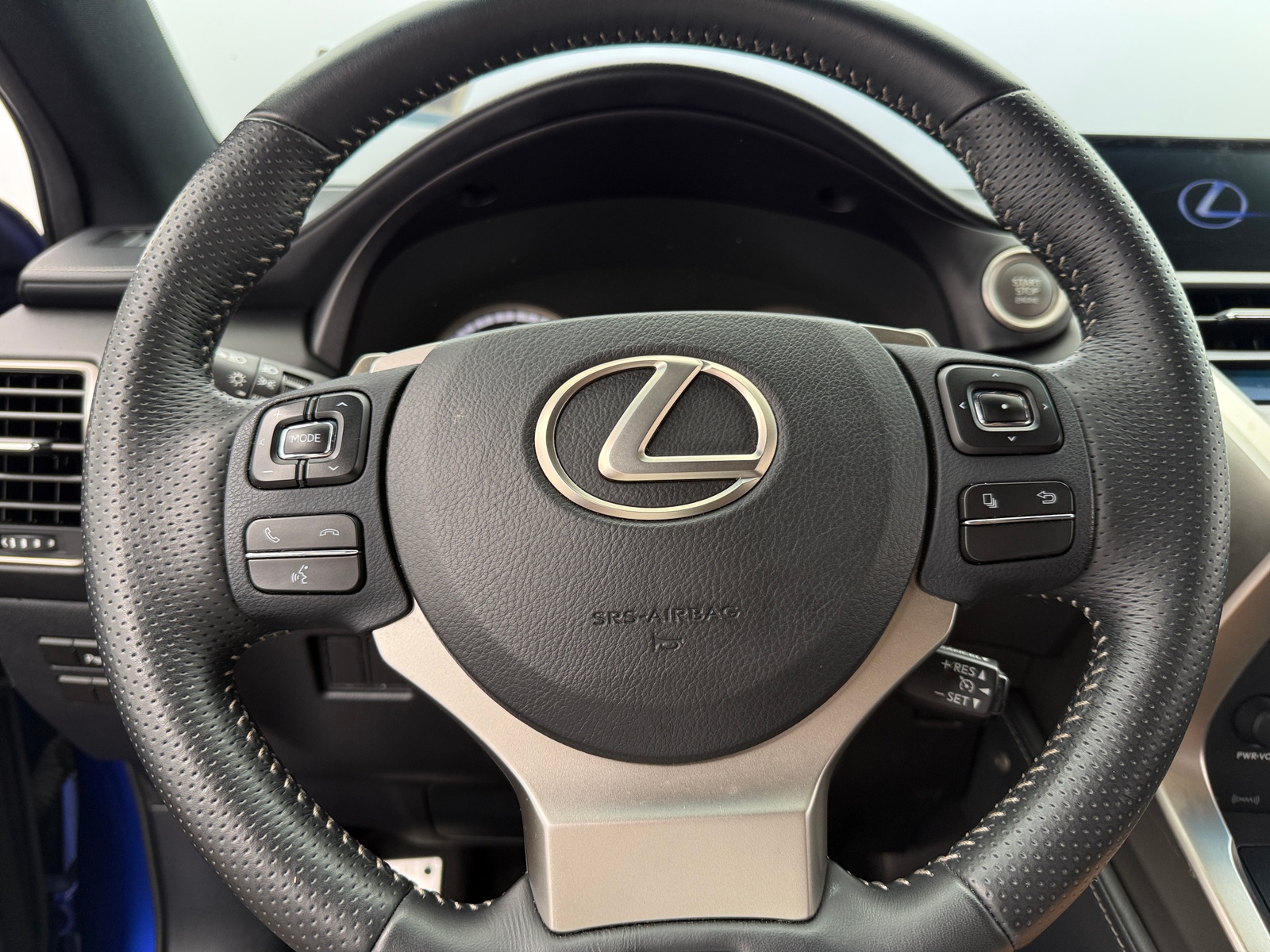 Thumbnail: 2015 Lexus NX - 4
