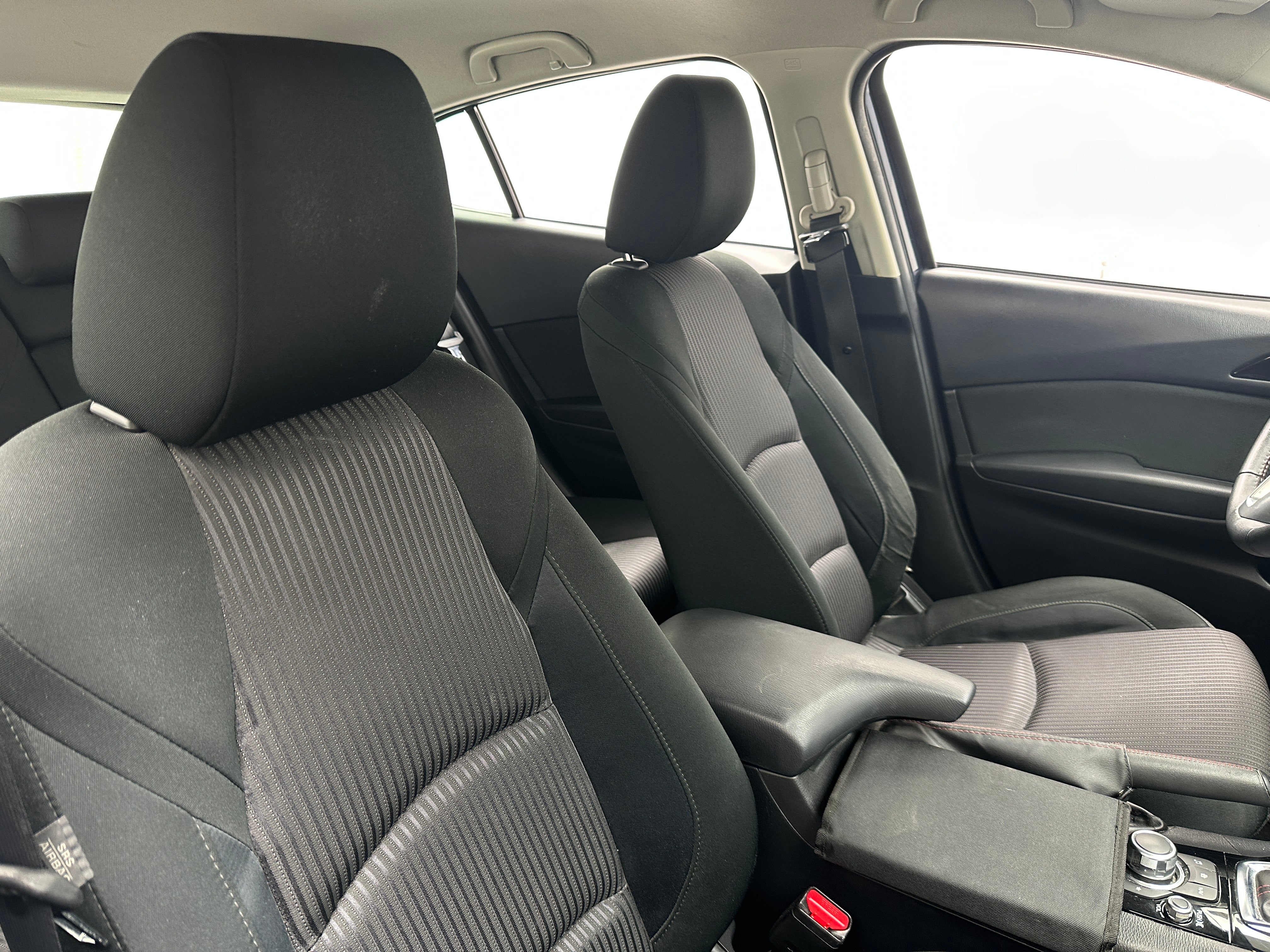 2015 Mazda MAZDA3