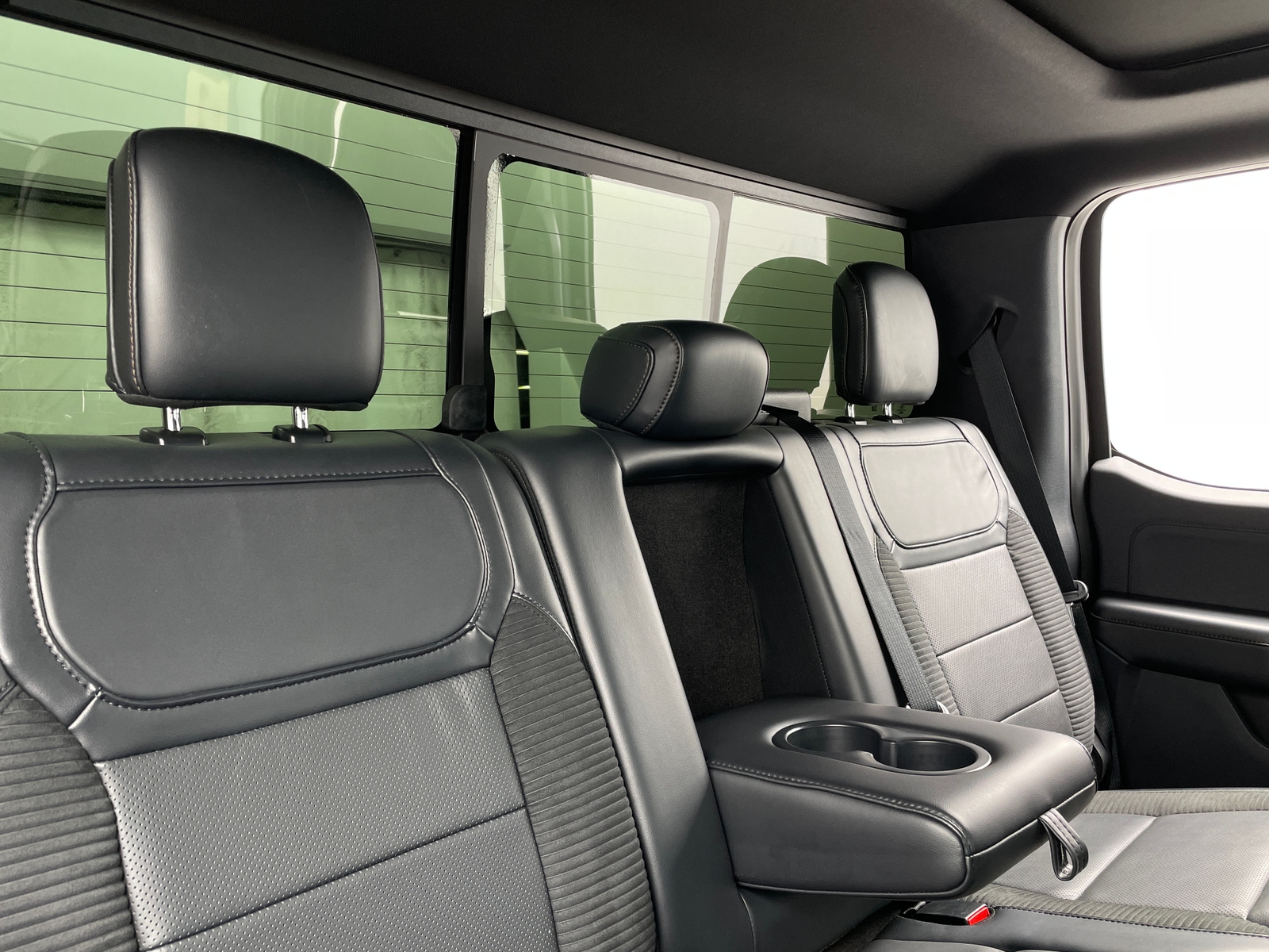 Thumbnail: 2022 Ford Econoline - 5