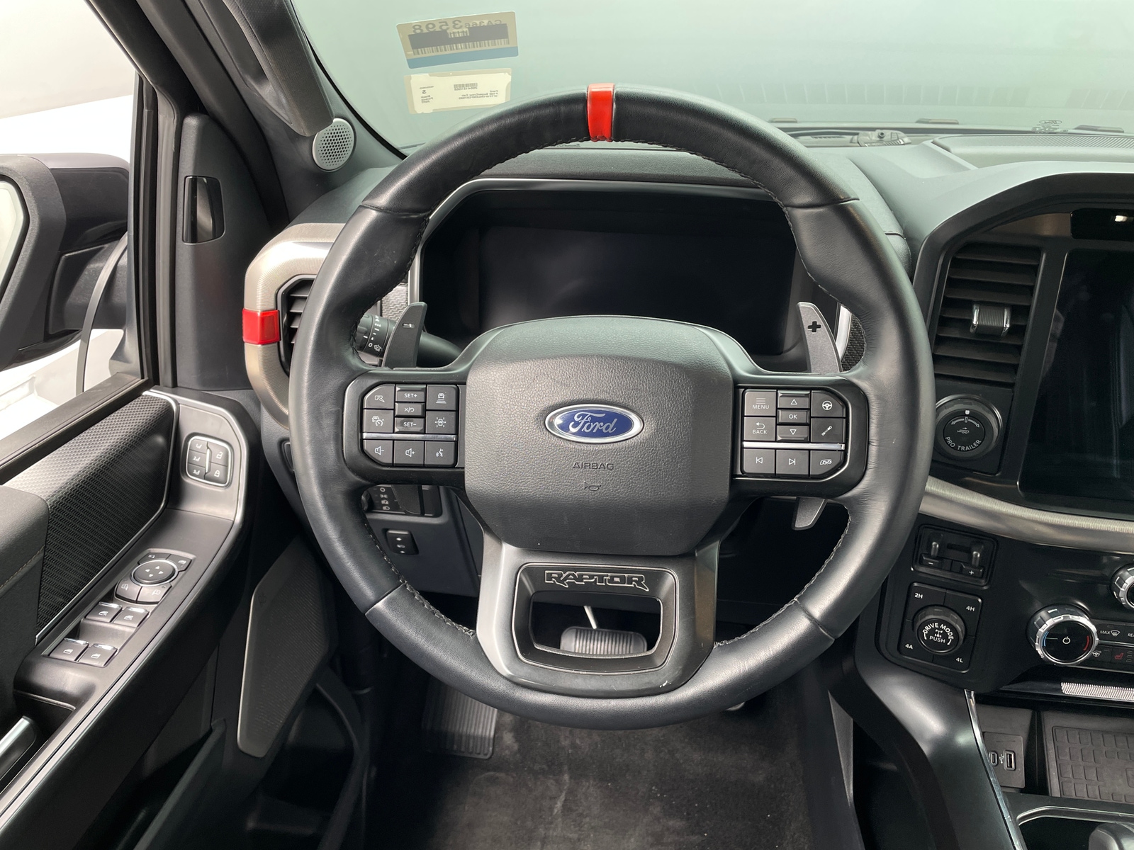 Thumbnail: 2022 Ford Econoline - 4