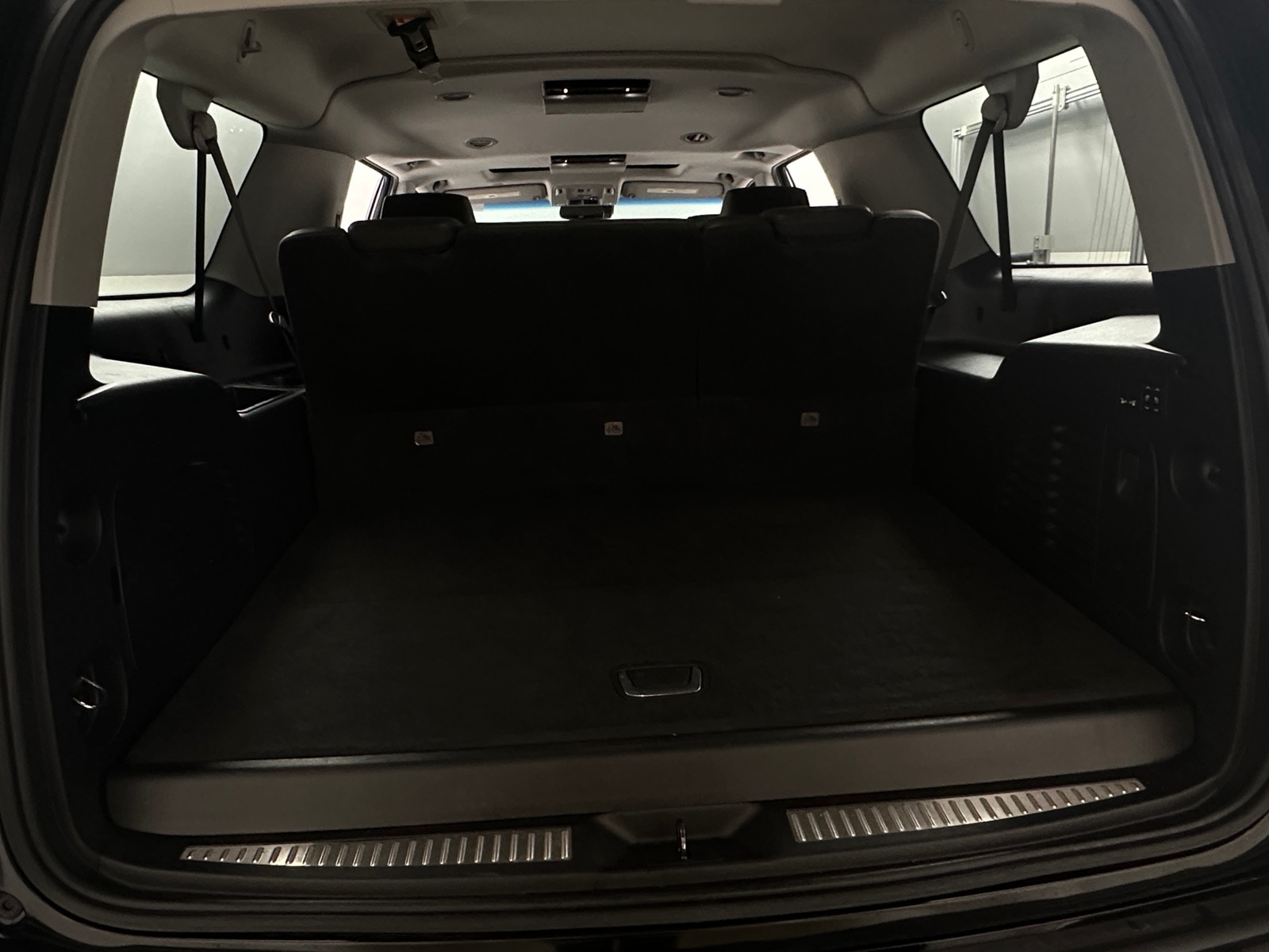 Thumbnail: 2018 Cadillac Escalade - 6