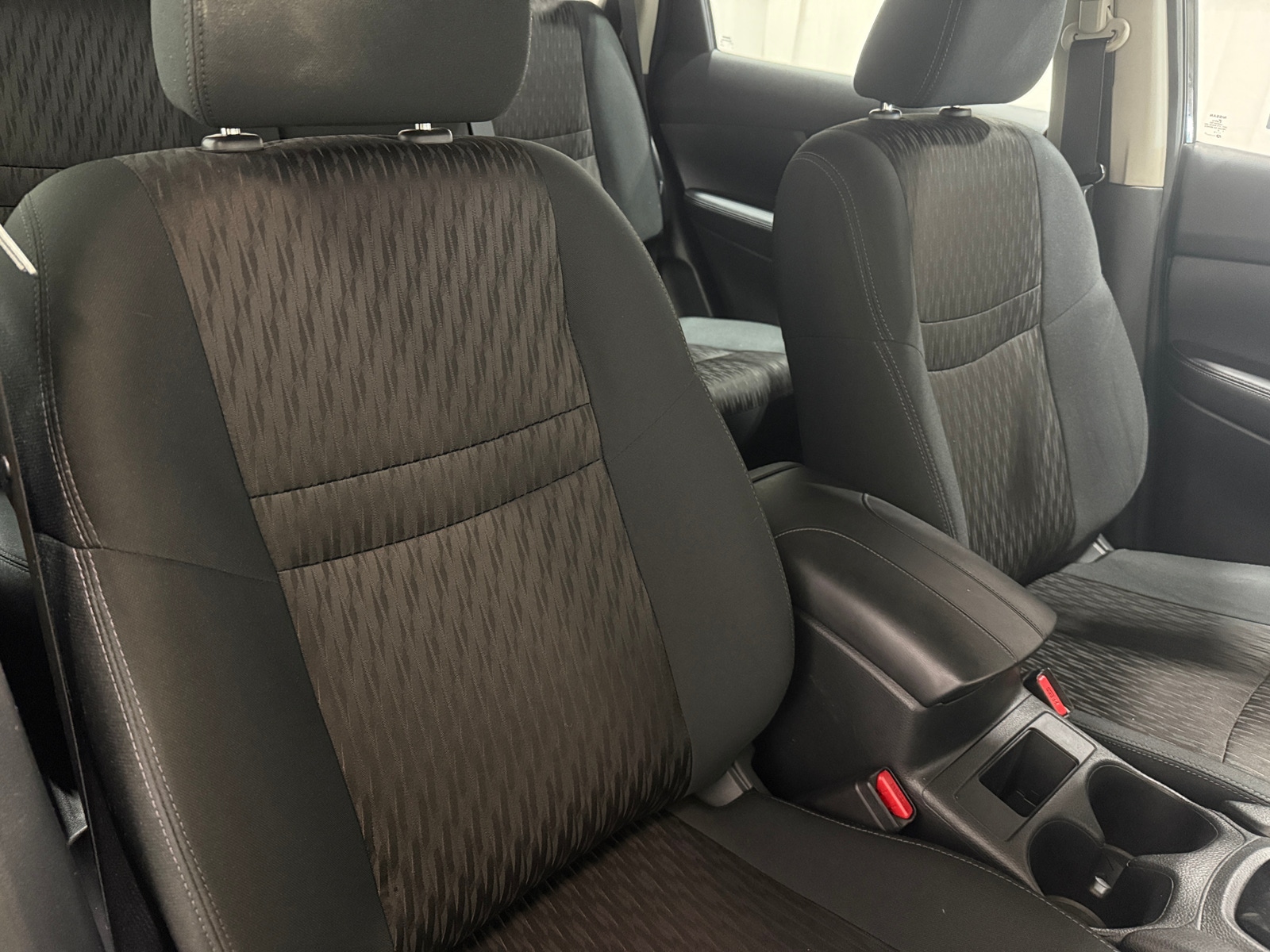 Thumbnail: 2019 Nissan Rogue - 2