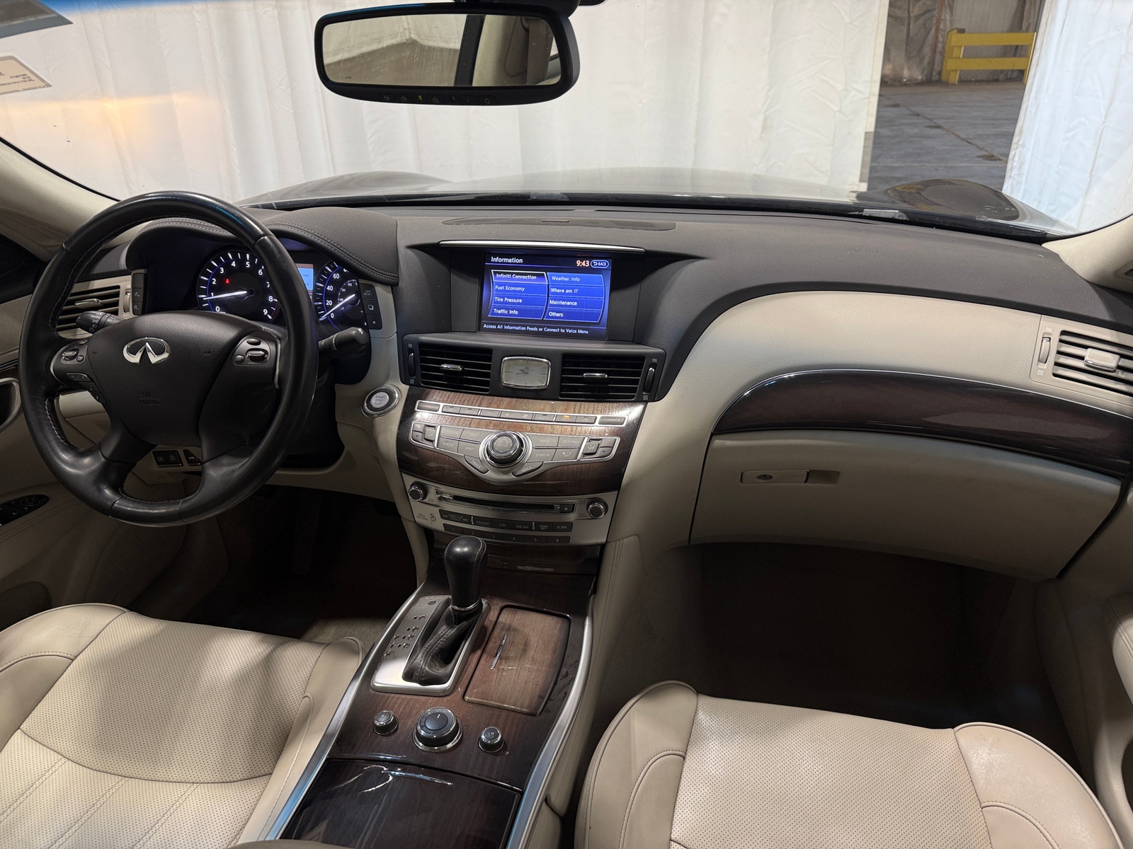 Thumbnail: 2016 INFINITI Q70 - 2