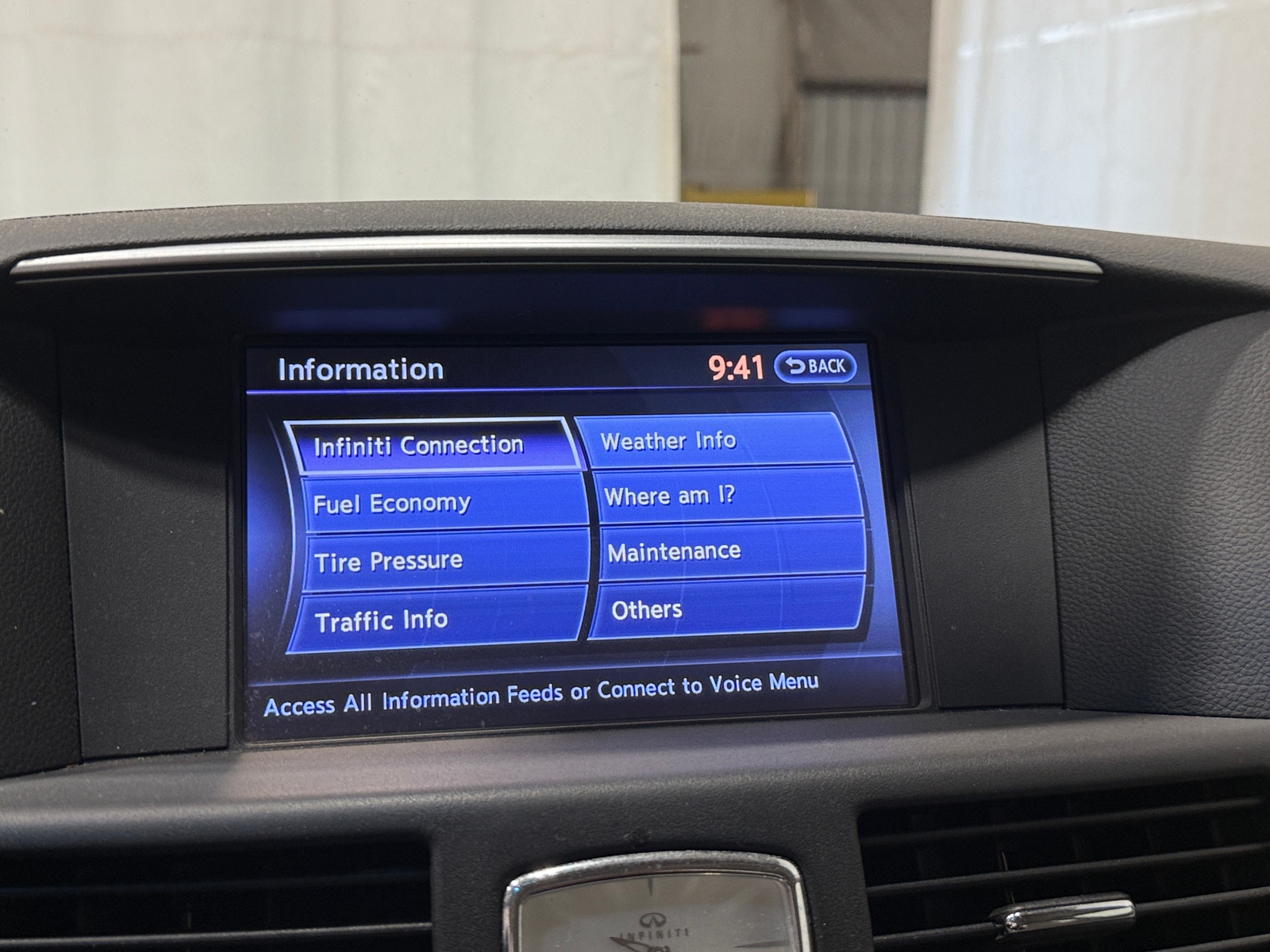 Thumbnail: 2016 INFINITI Q70 - 3