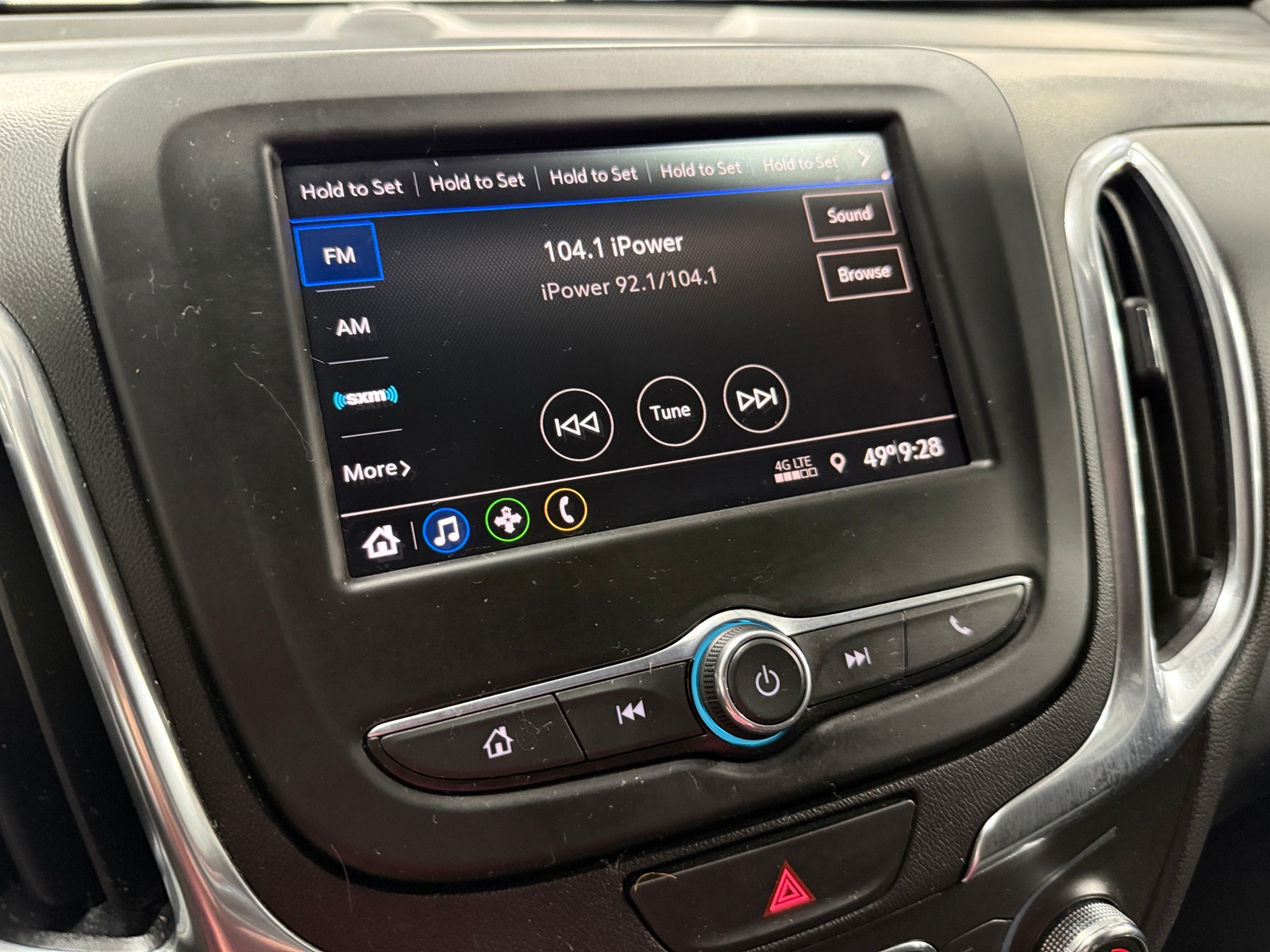 Thumbnail: 2021 Chevrolet Equinox - 4