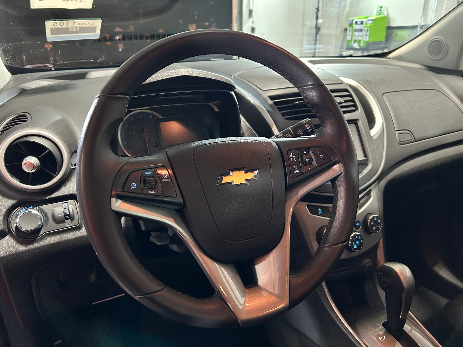 Thumbnail: 2016 Chevrolet Trax - 5