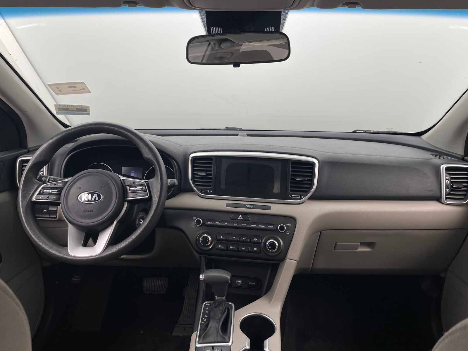Thumbnail: 2020 Kia Sportage - 3
