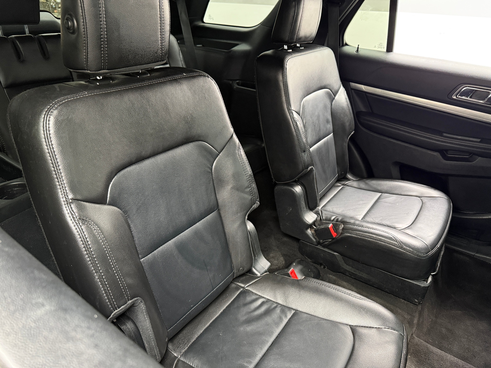 Thumbnail: 2018 Ford Explorer - 6