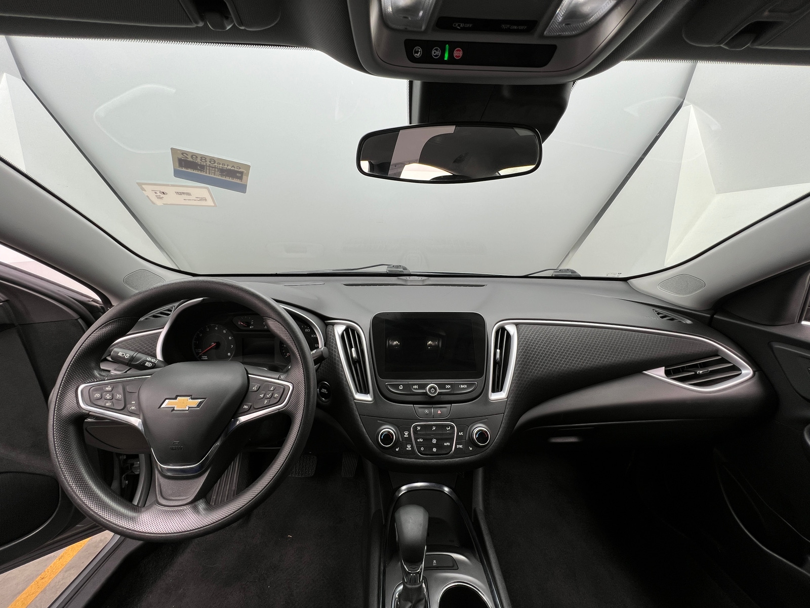 Thumbnail: 2023 Chevrolet Malibu - 3