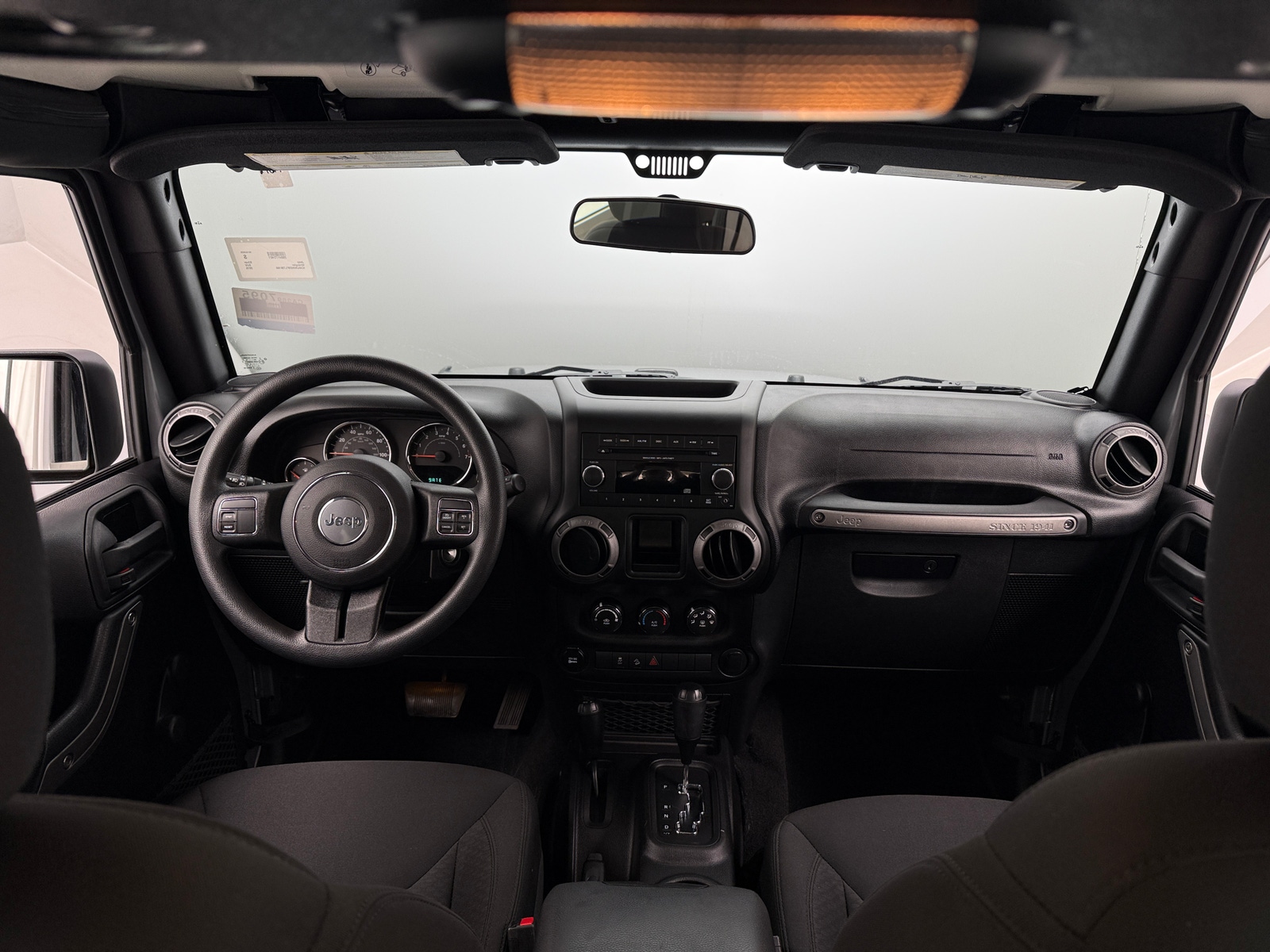 Thumbnail: 2015 Jeep Wrangler - 3