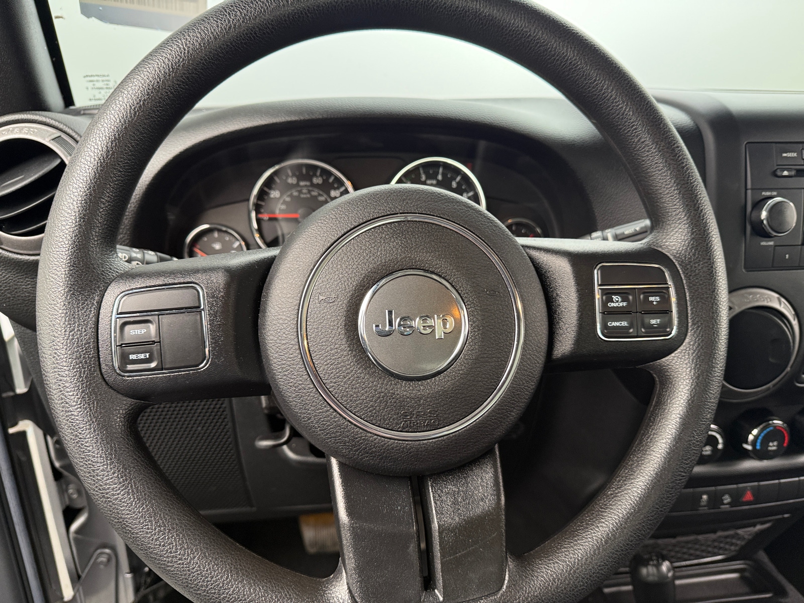 Thumbnail: 2015 Jeep Wrangler - 5