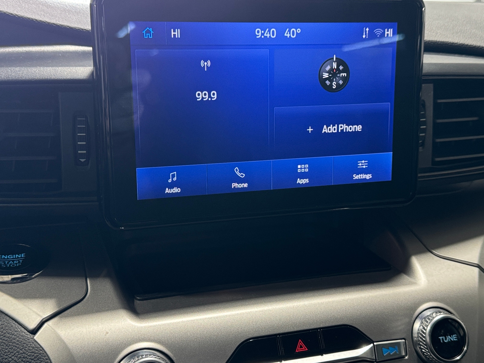 Thumbnail: 2022 Ford Explorer - 4