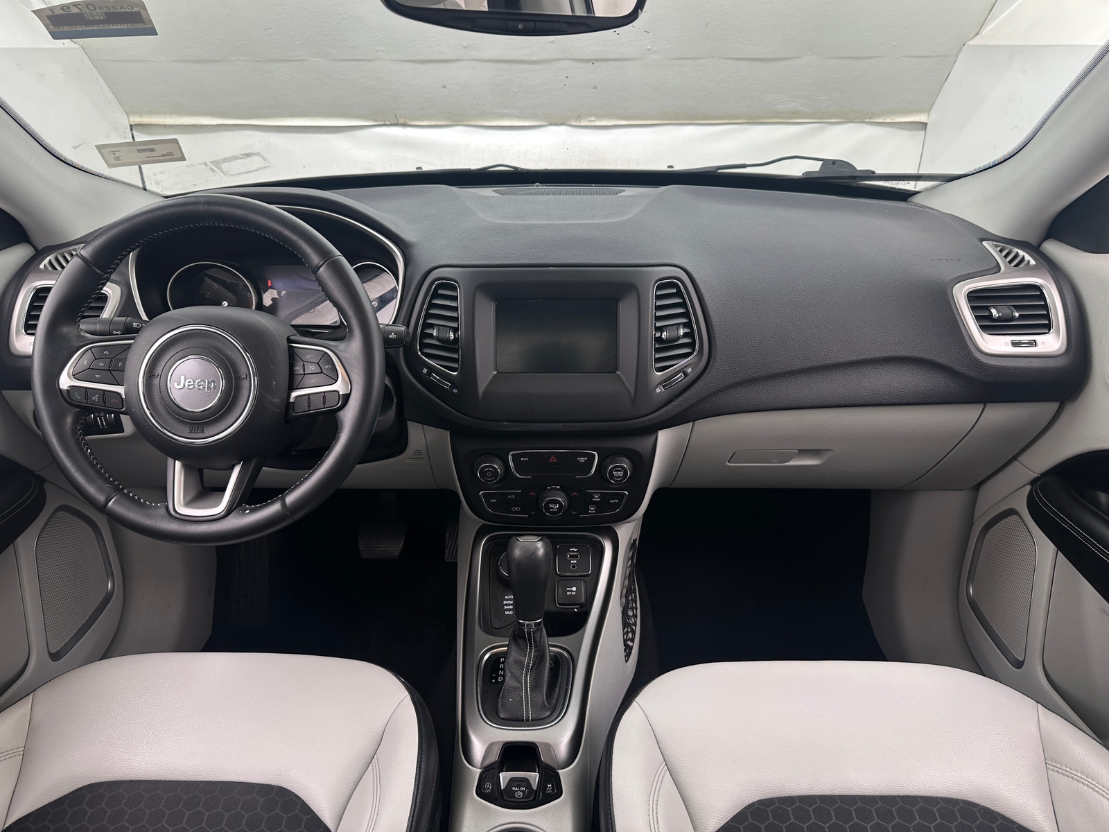 Thumbnail: 2017 Jeep Compass - 3