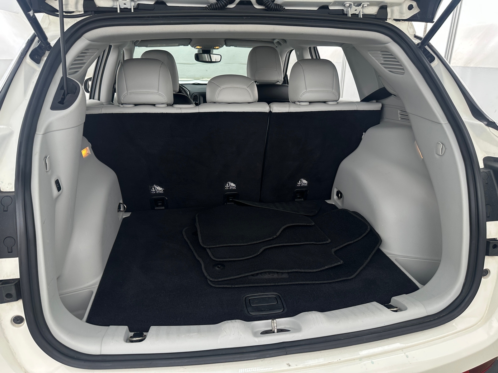 Thumbnail: 2017 Jeep Compass - 7