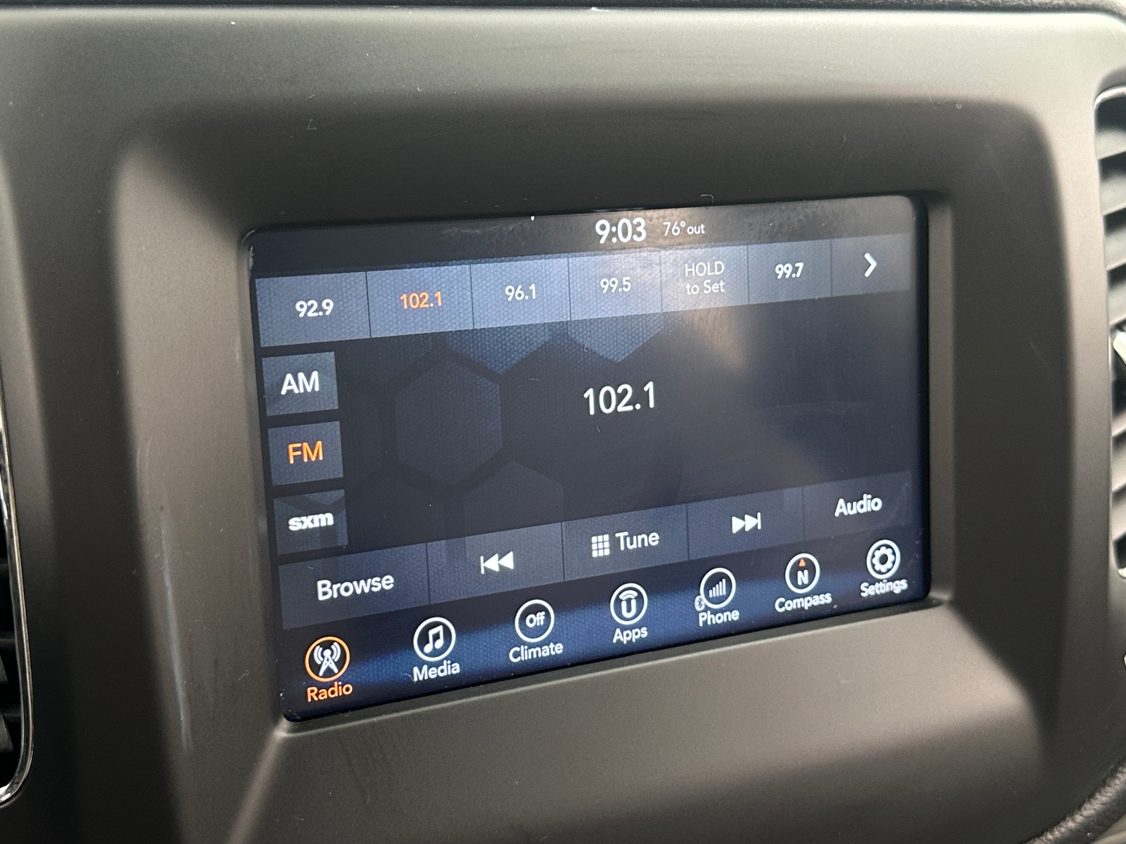 Thumbnail: 2017 Jeep Compass - 4