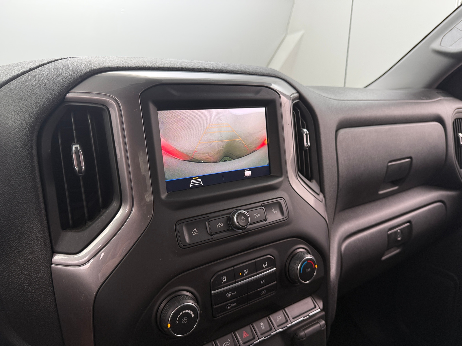 Thumbnail: 2021 Chevrolet Silverado 1500 - 4