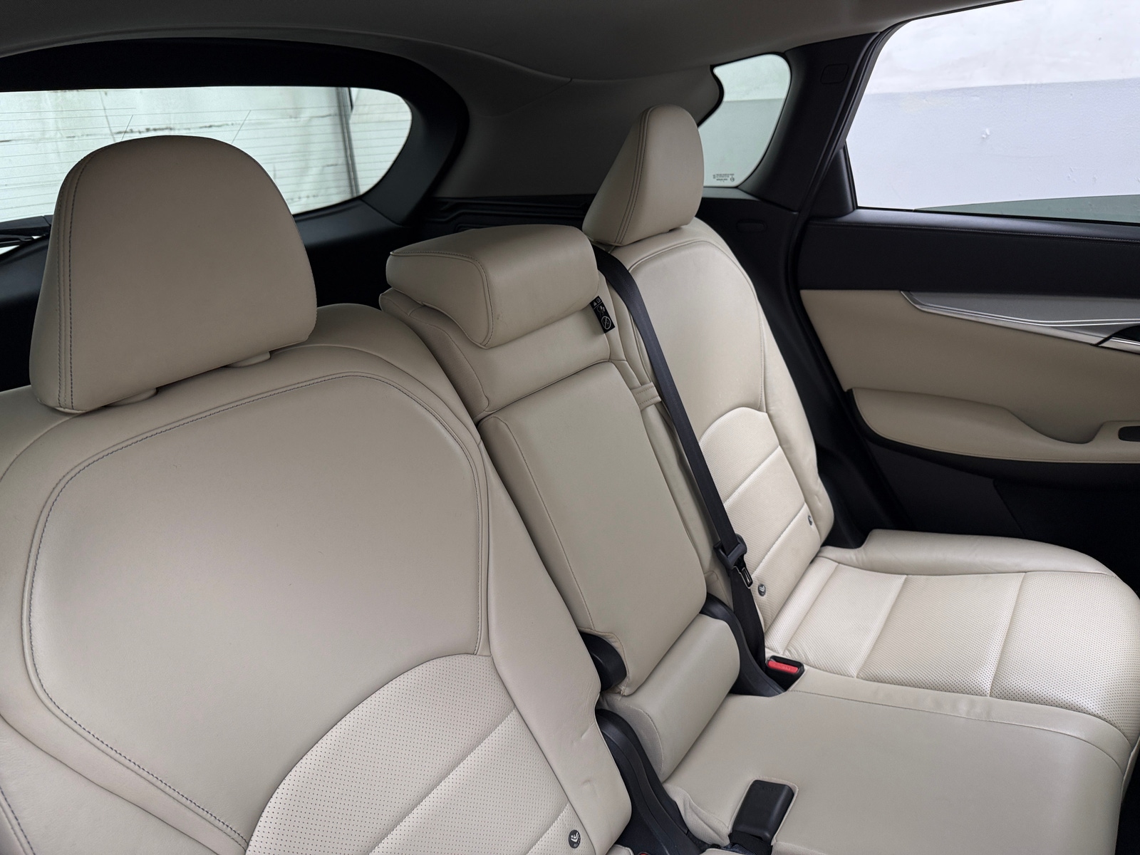 Thumbnail: 2019 INFINITI QX50 - 5