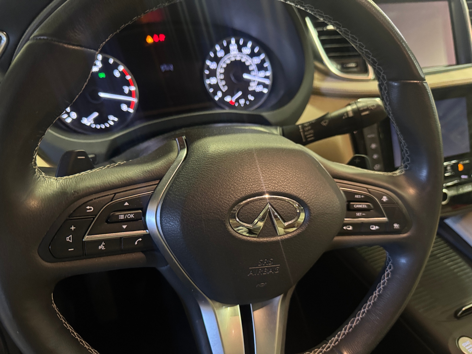 Thumbnail: 2019 INFINITI QX50 - 4