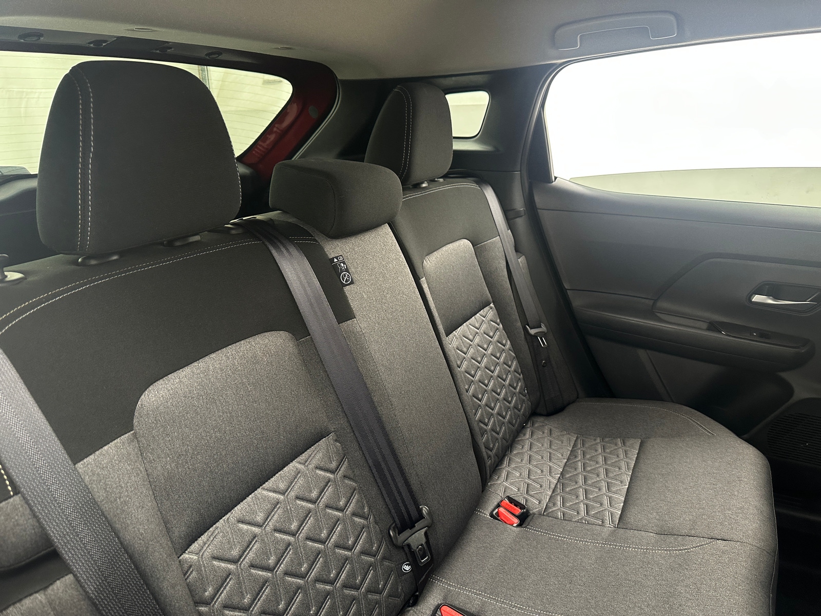 Thumbnail: 2025 Nissan Kicks - 6